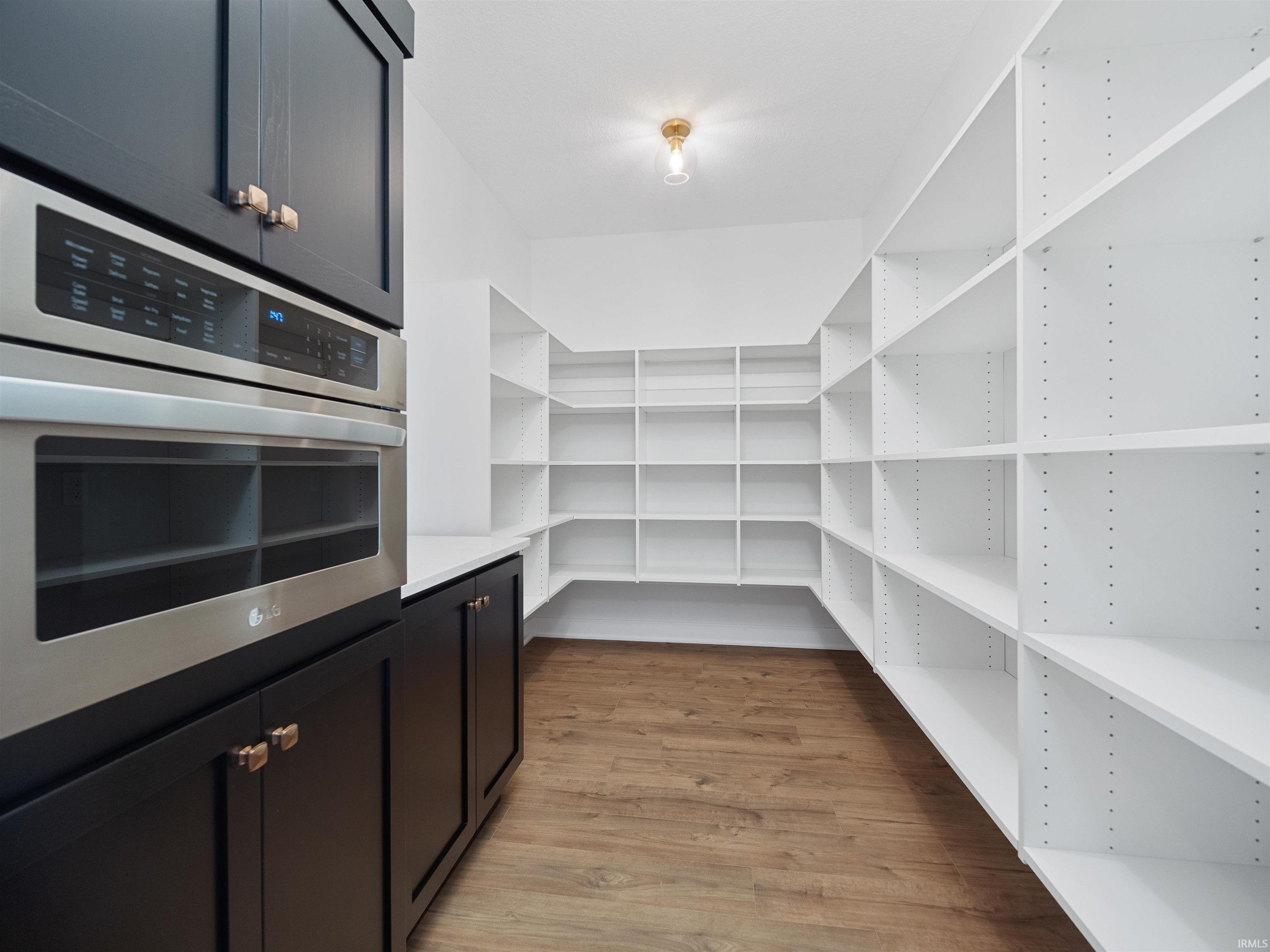 10446 Beaugreen