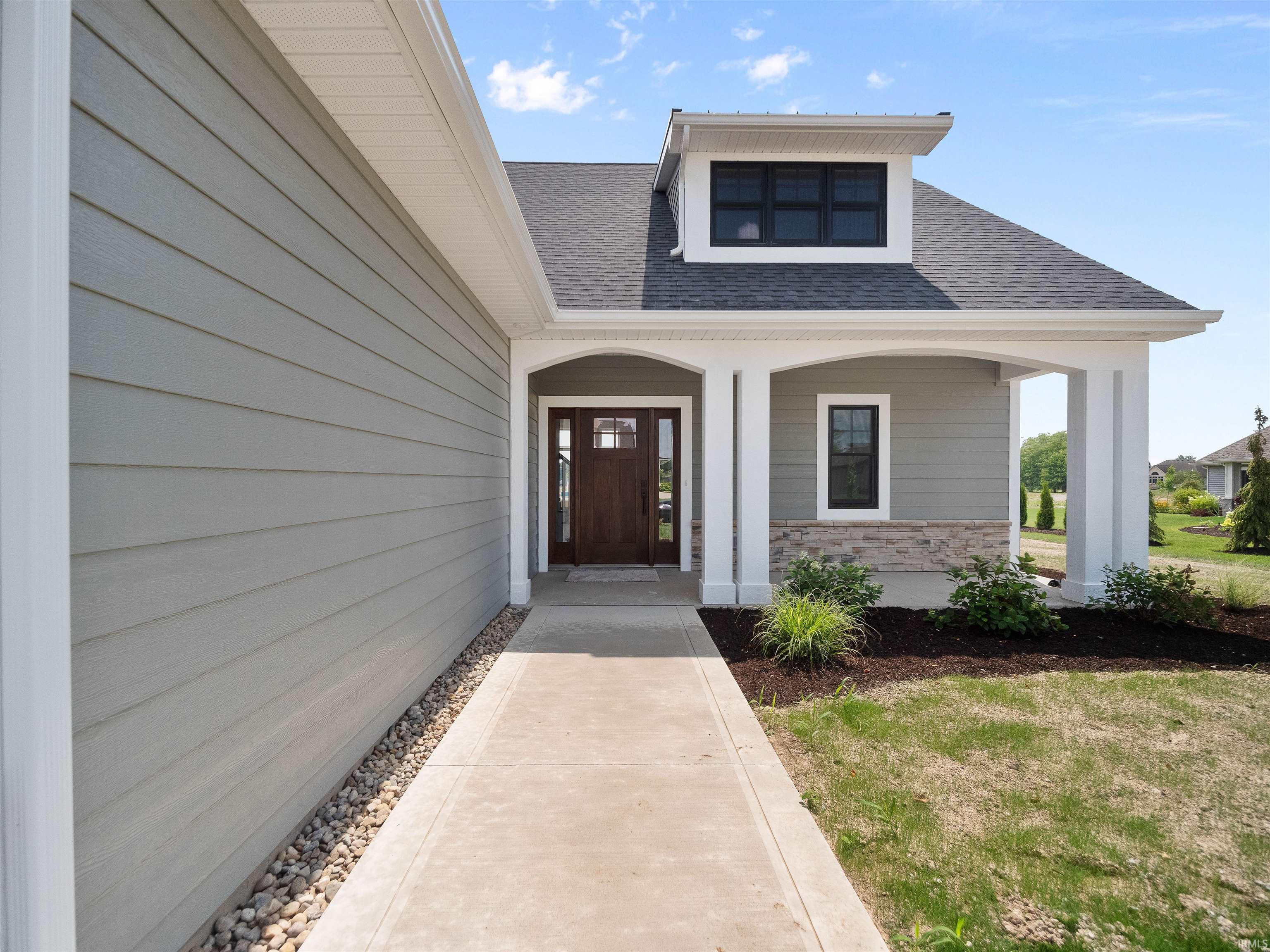 10446 Beaugreen