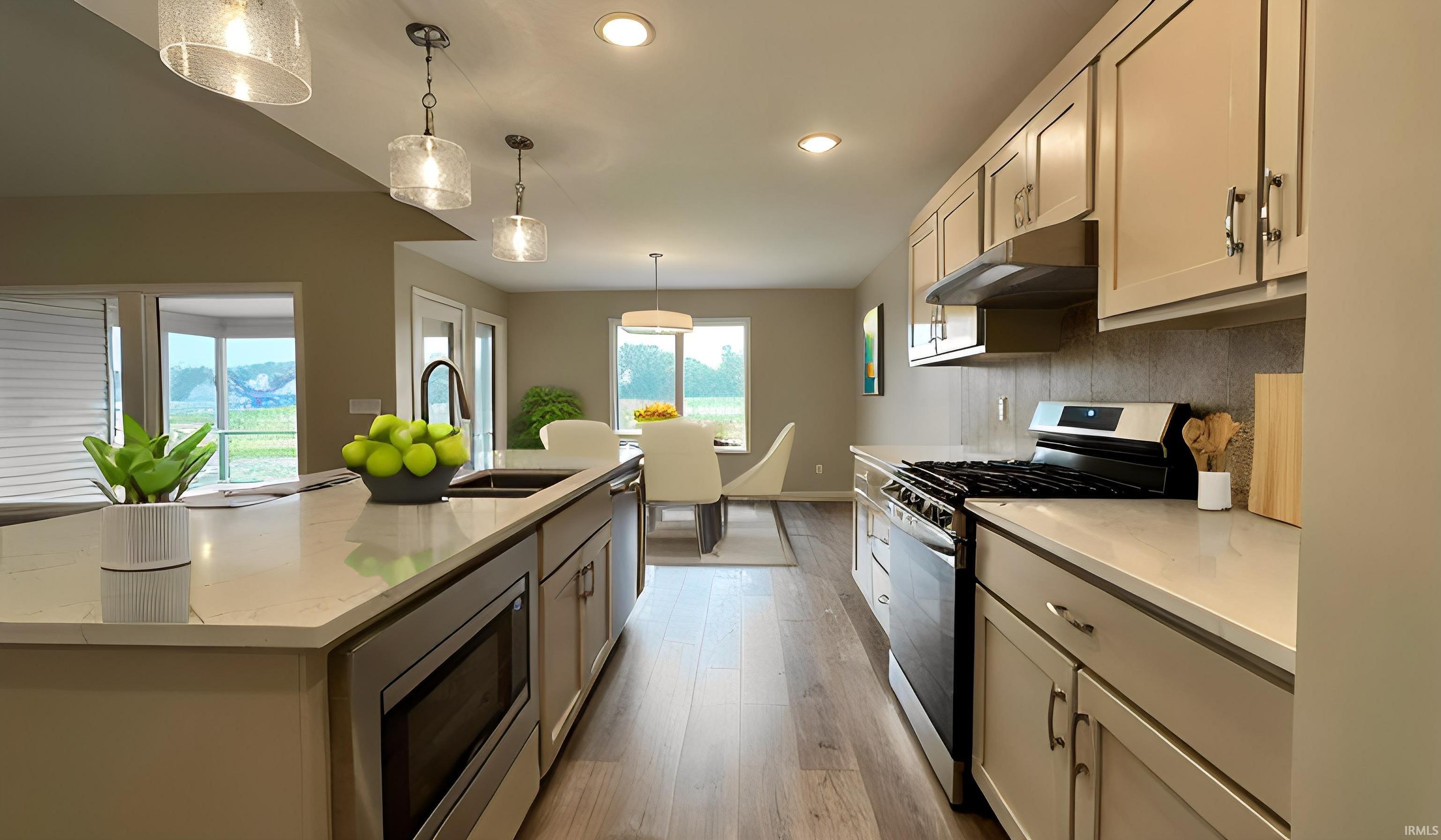 17672 Lakota, Apt 7 Ridley Par
