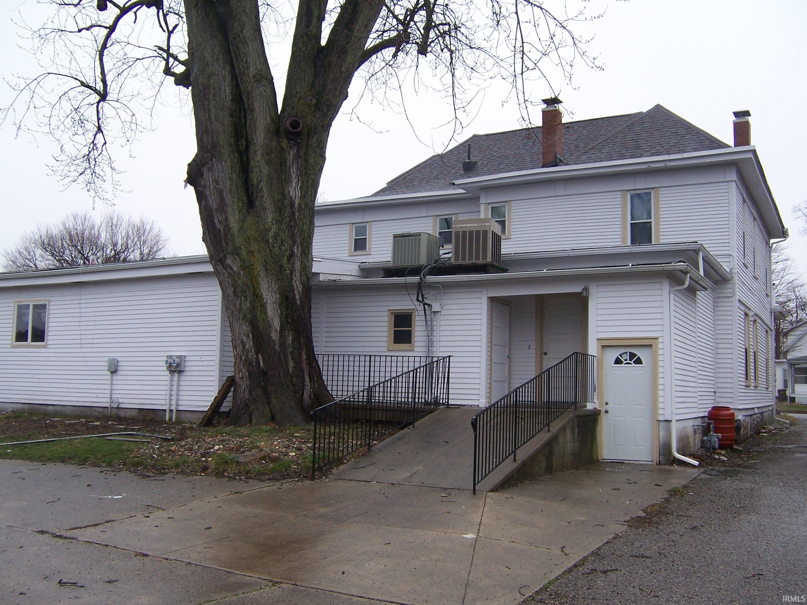 705 Main