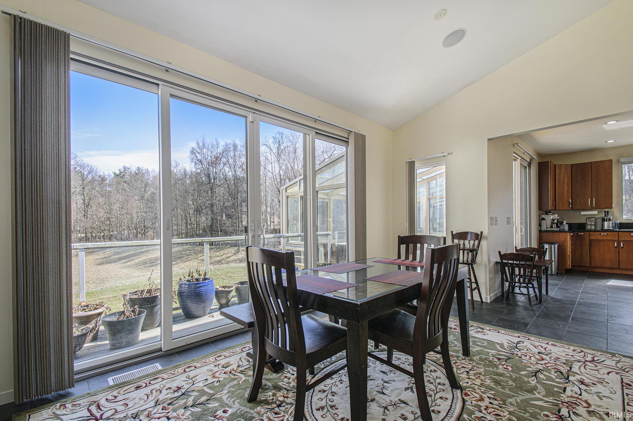50890 Hawthorne Meadow