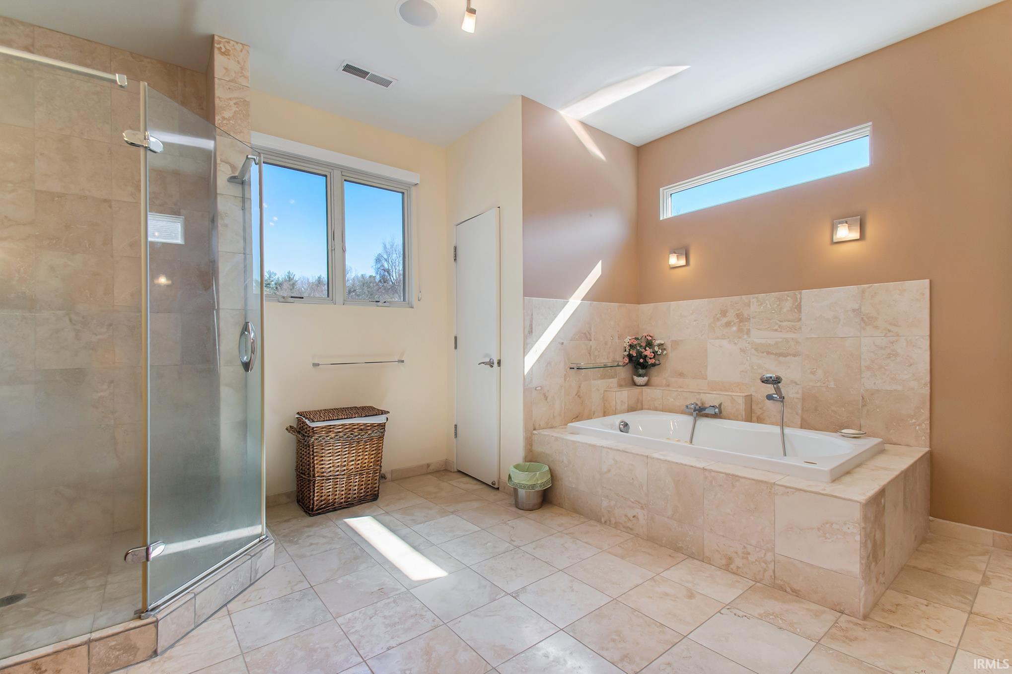 50890 Hawthorne Meadow