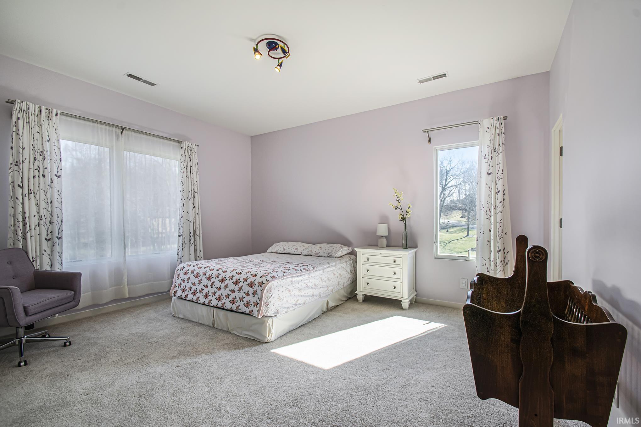 50890 Hawthorne Meadow