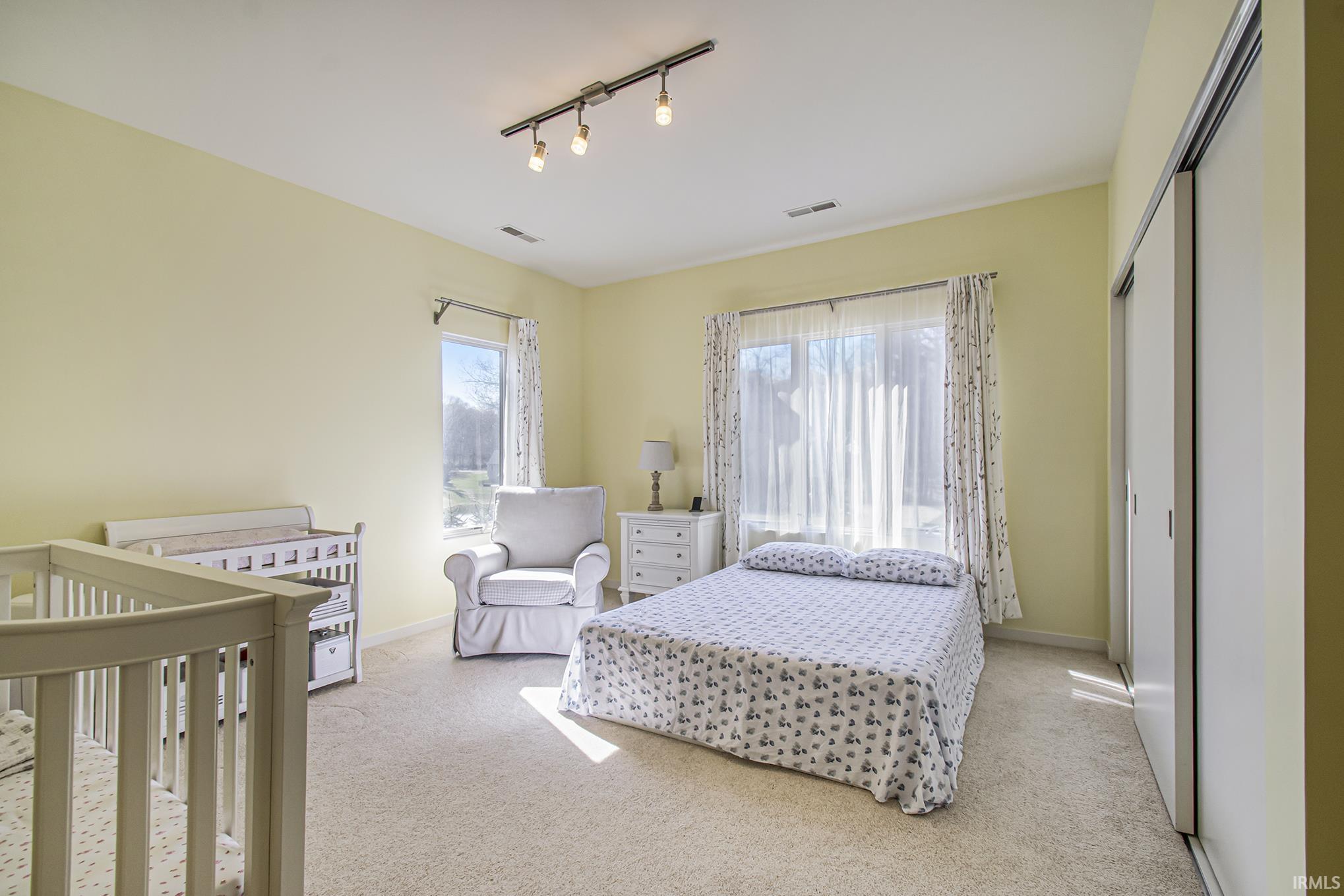 50890 Hawthorne Meadow
