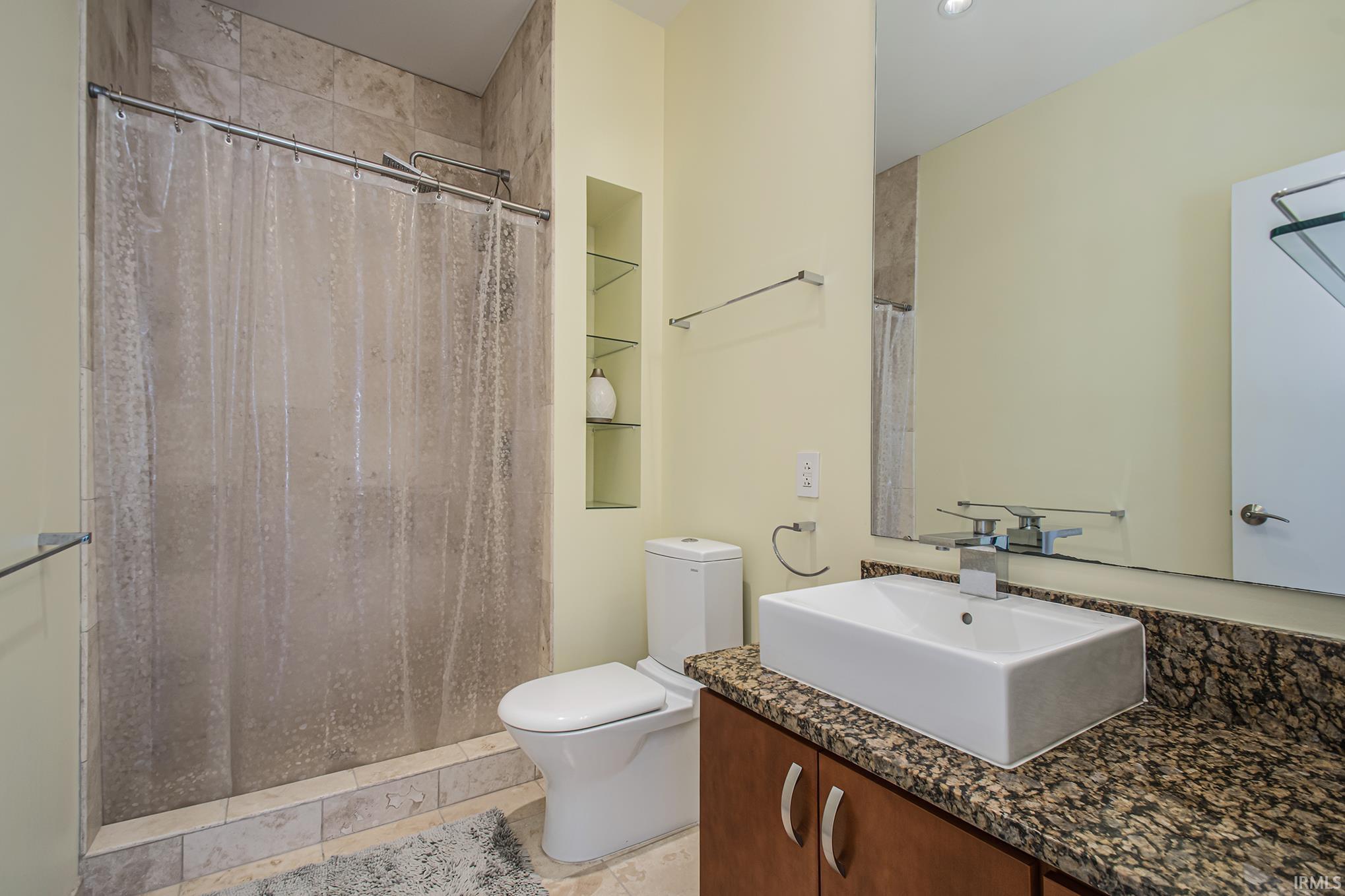 50890 Hawthorne Meadow