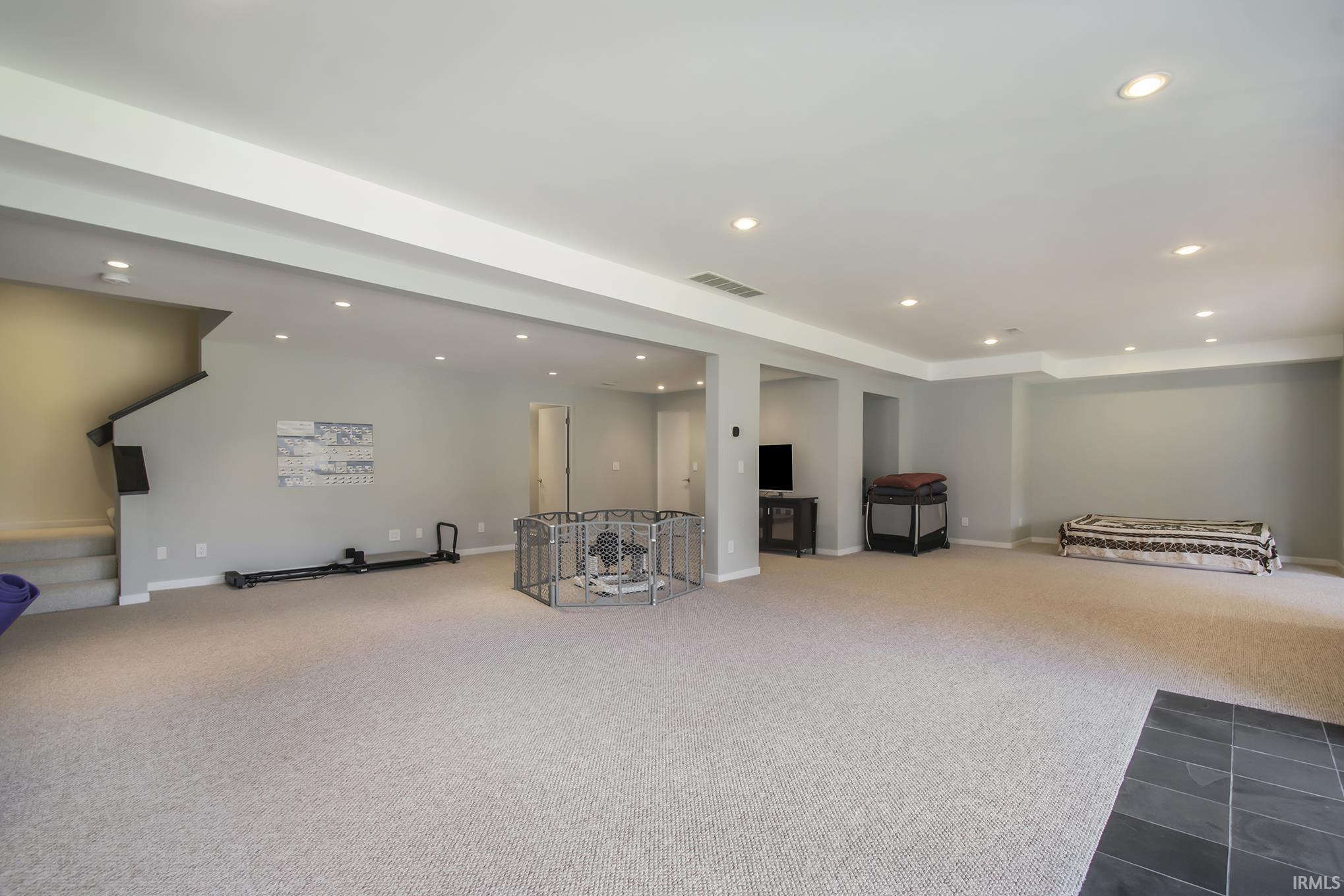 50890 Hawthorne Meadow