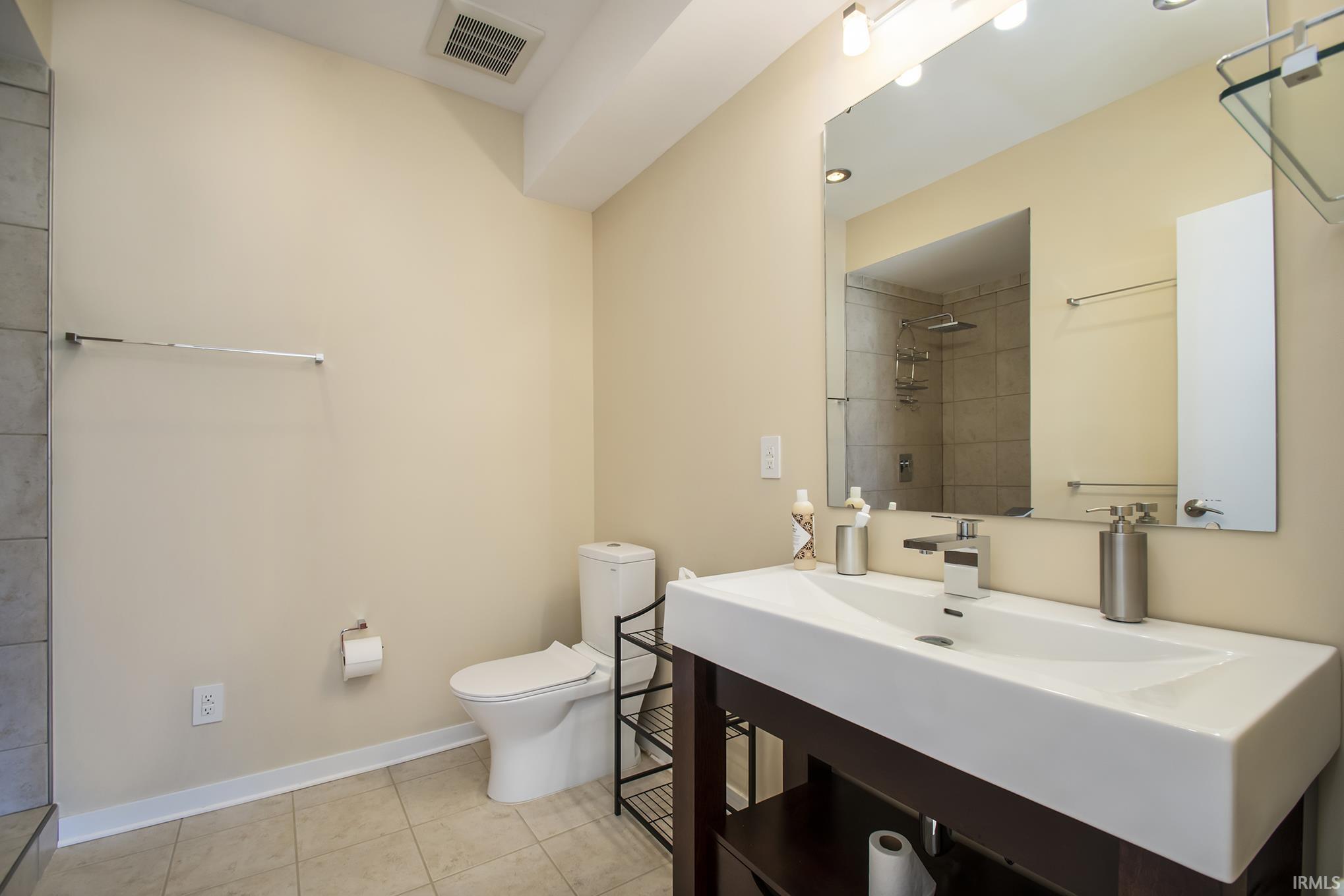 50890 Hawthorne Meadow