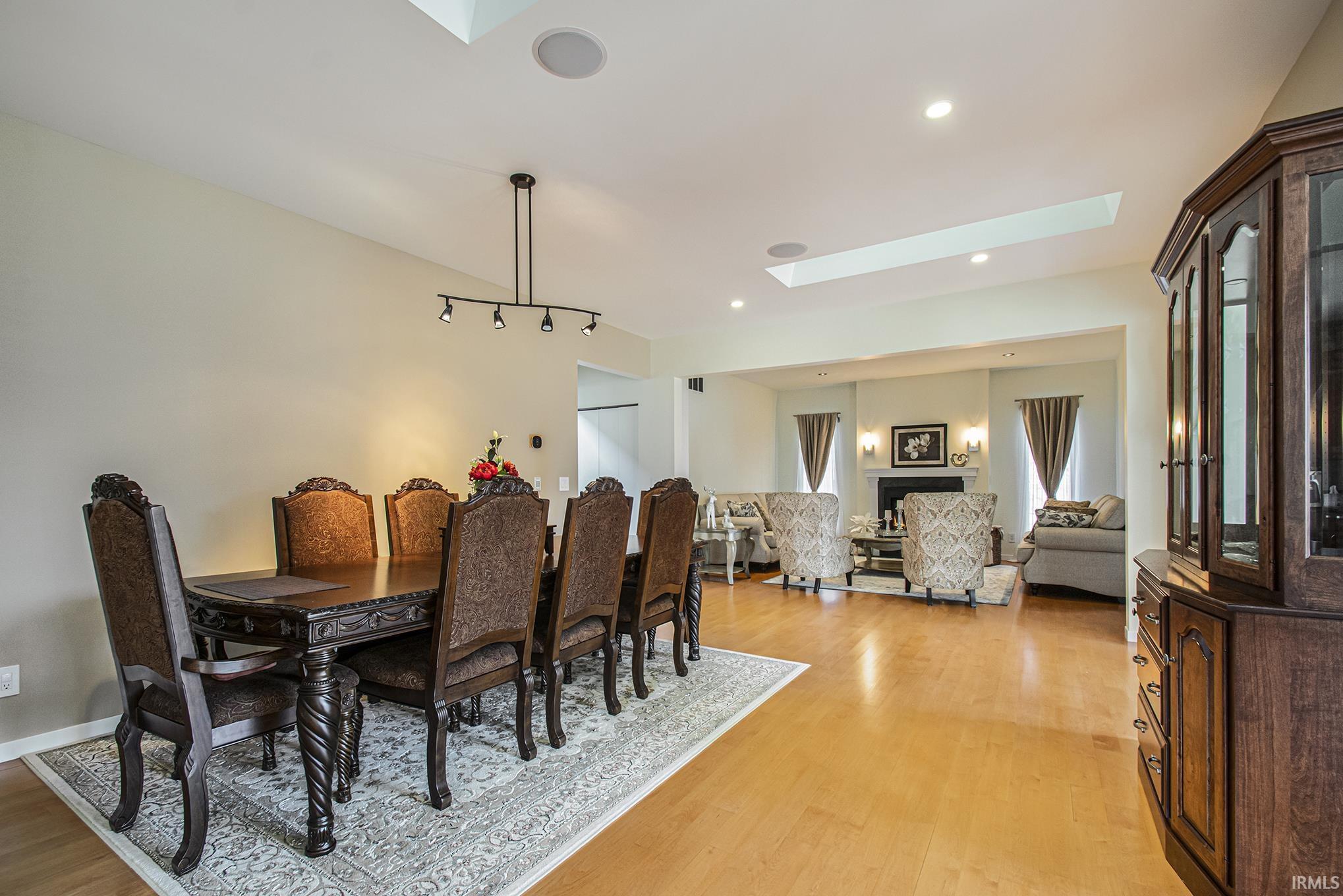 50890 Hawthorne Meadow