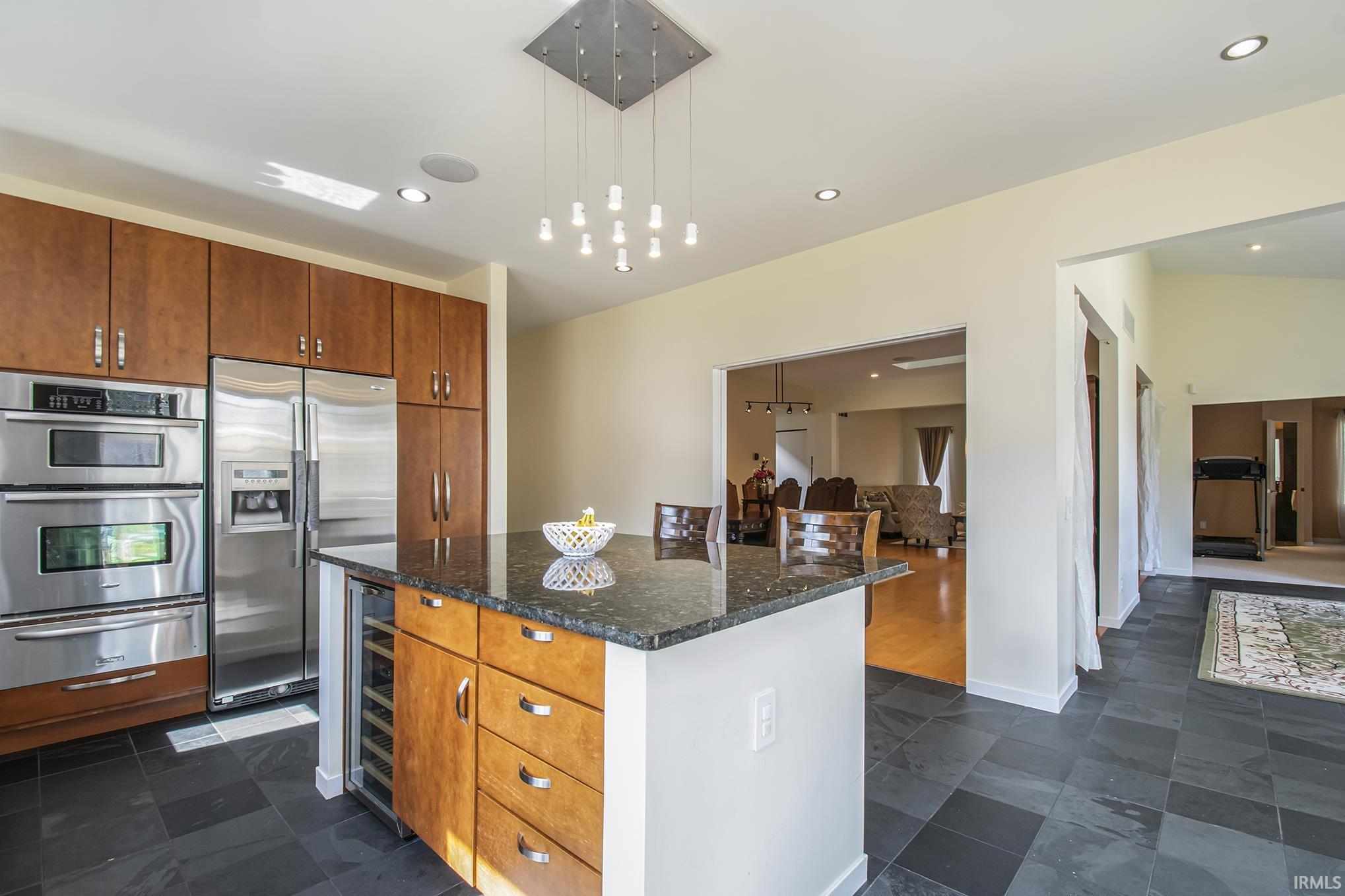 50890 Hawthorne Meadow