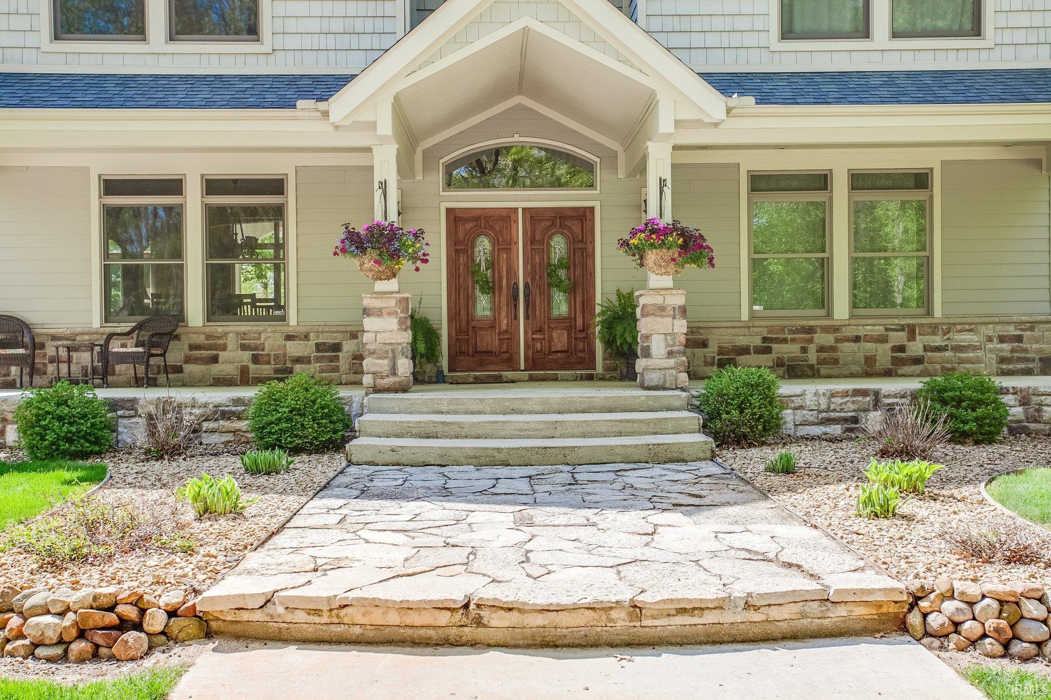 10424 Douglas