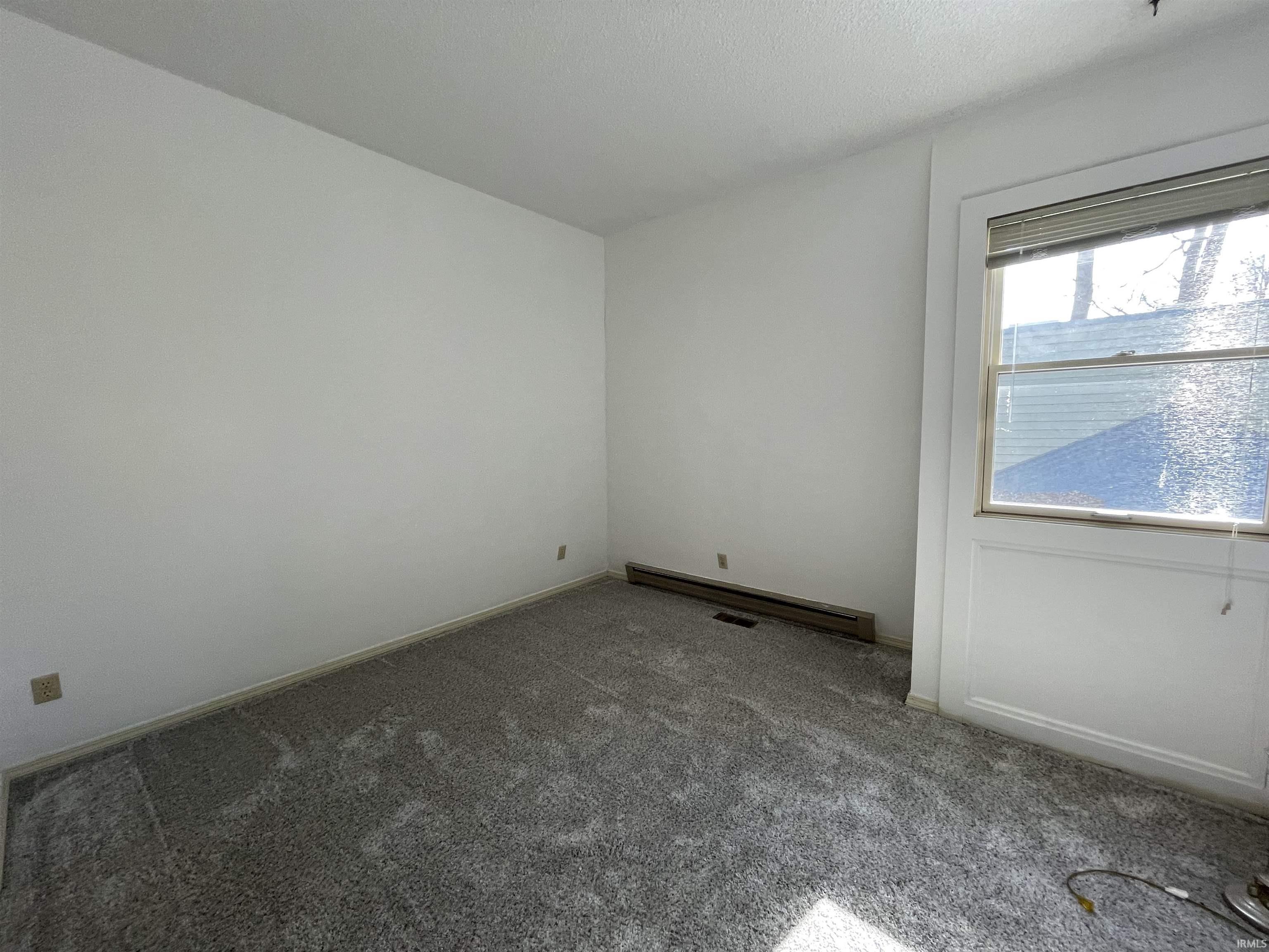 1112 Richard Road