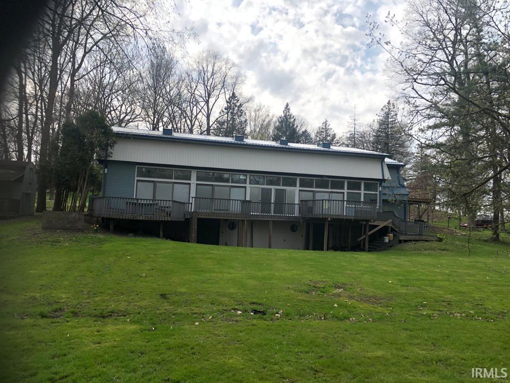 1112 Richard Road