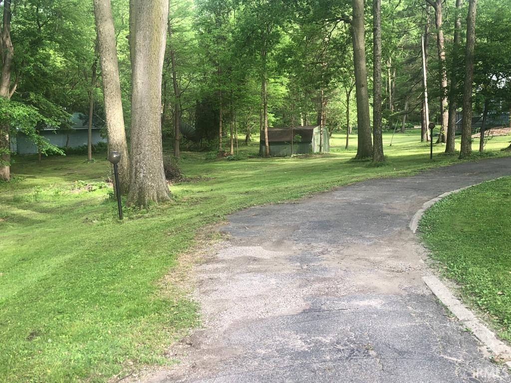1112 Richard Road