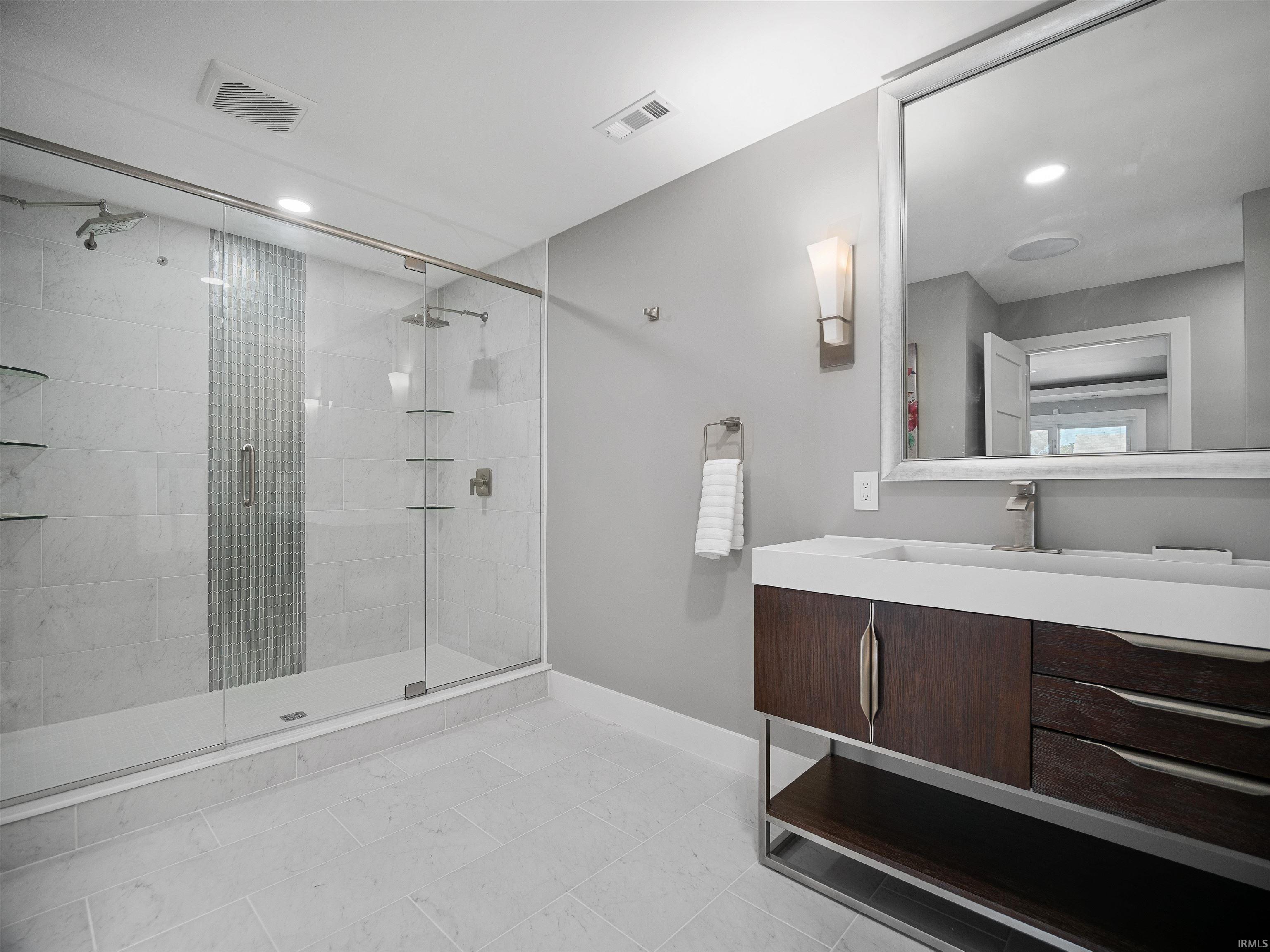 520 Lavina, Apt 201