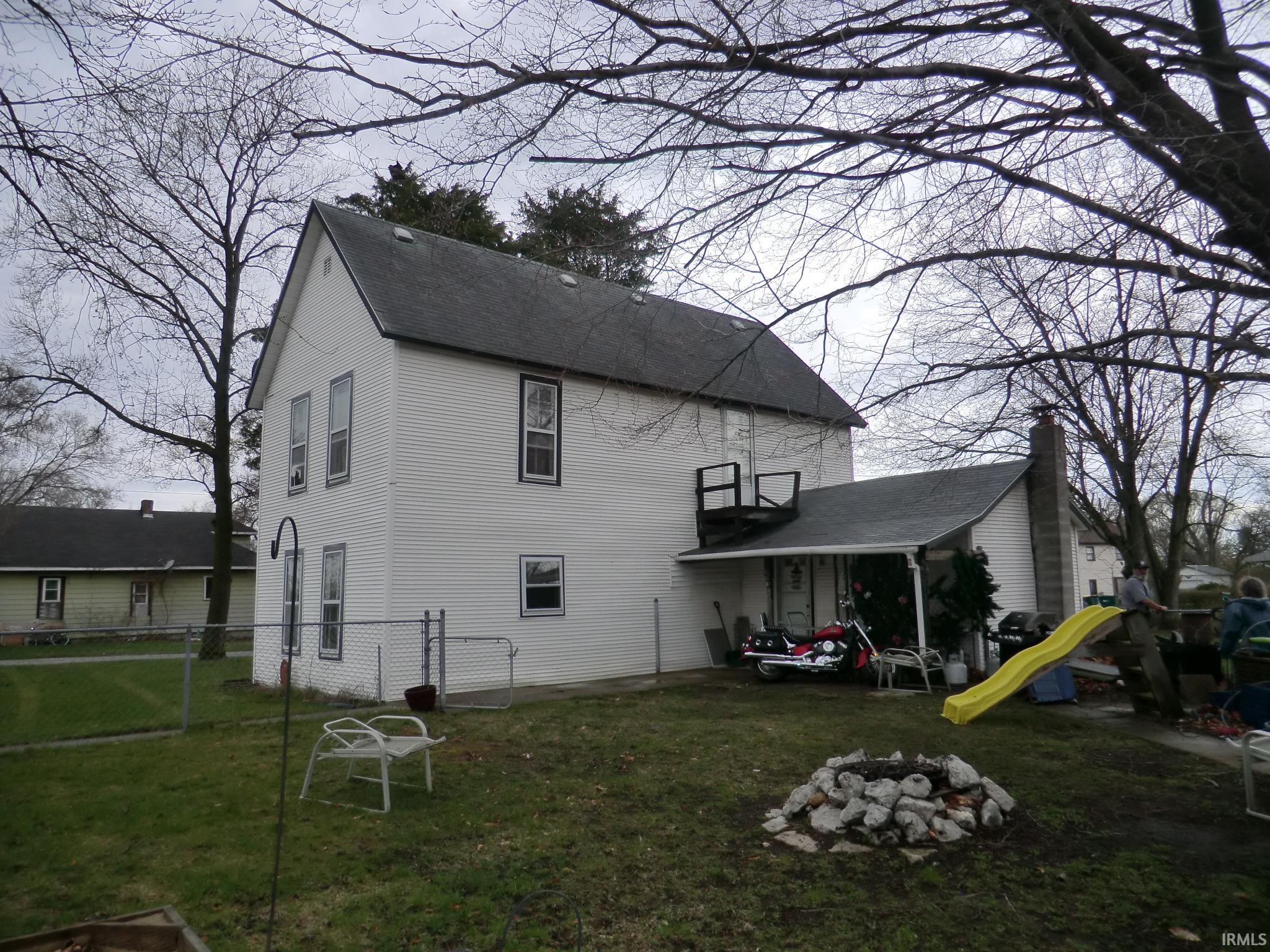 402 Lincoln