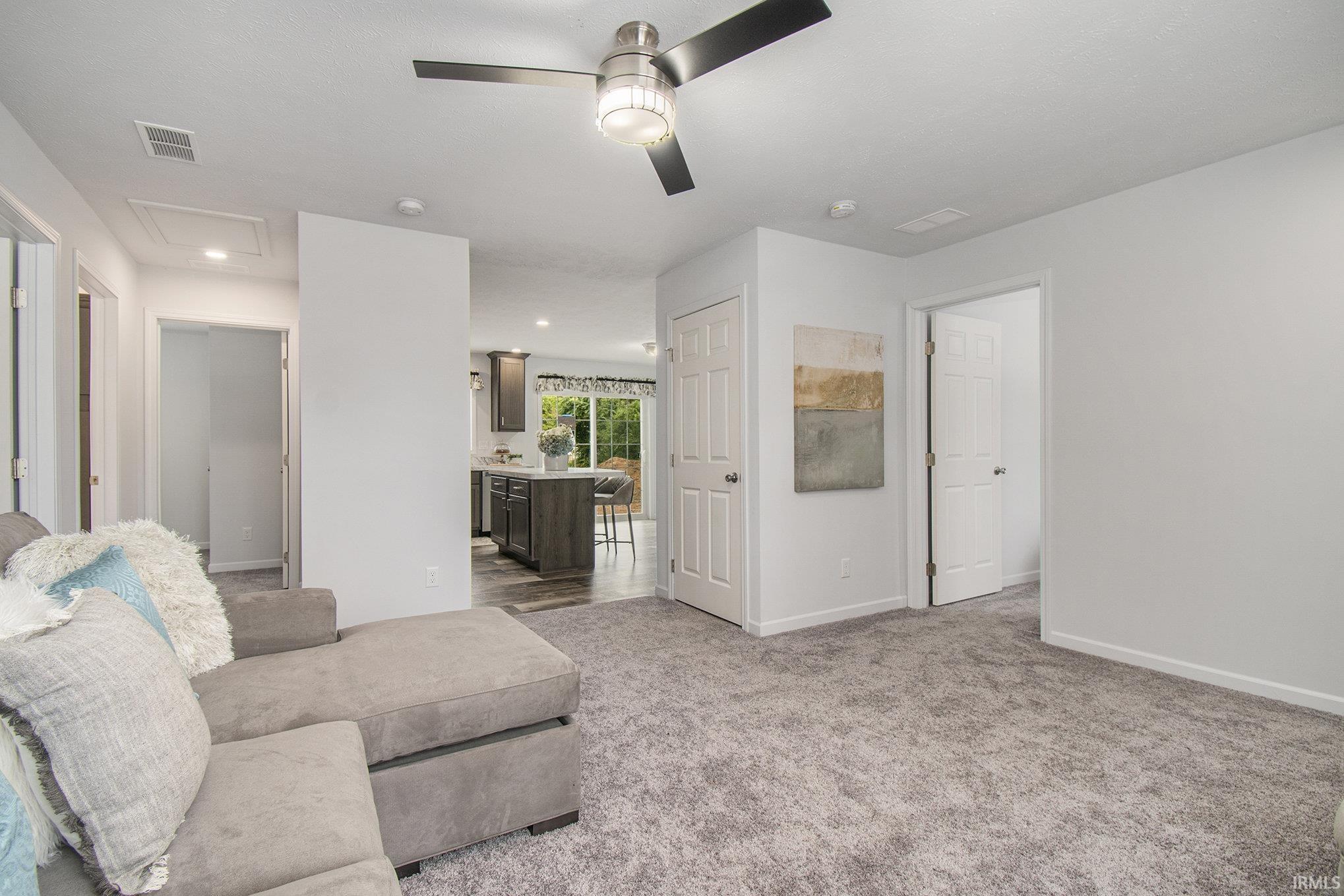 221 Taylor