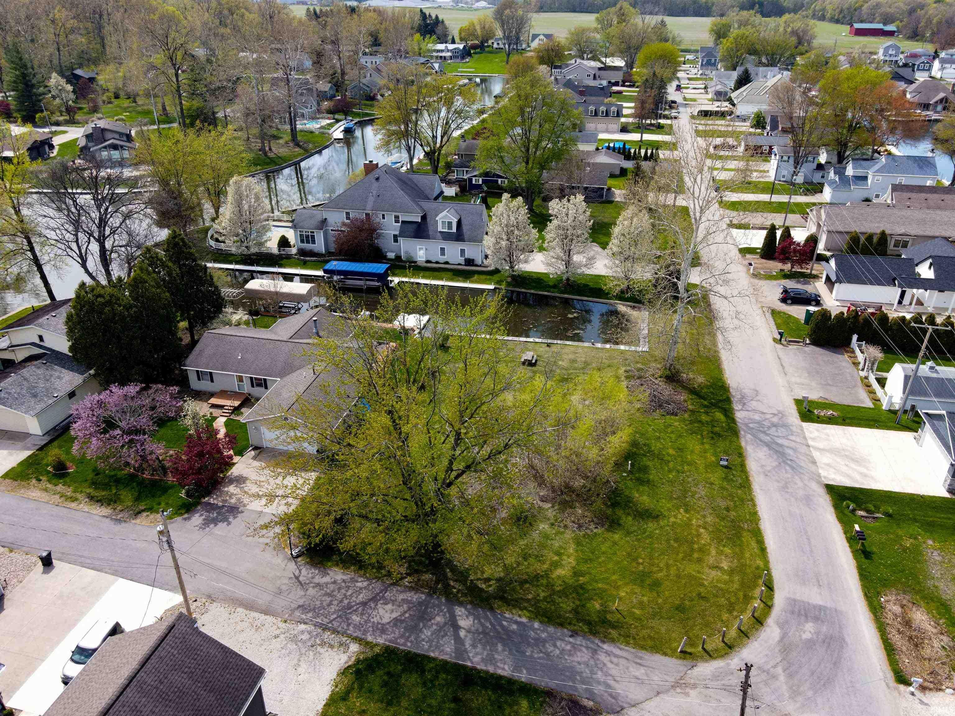 10383 North Channel