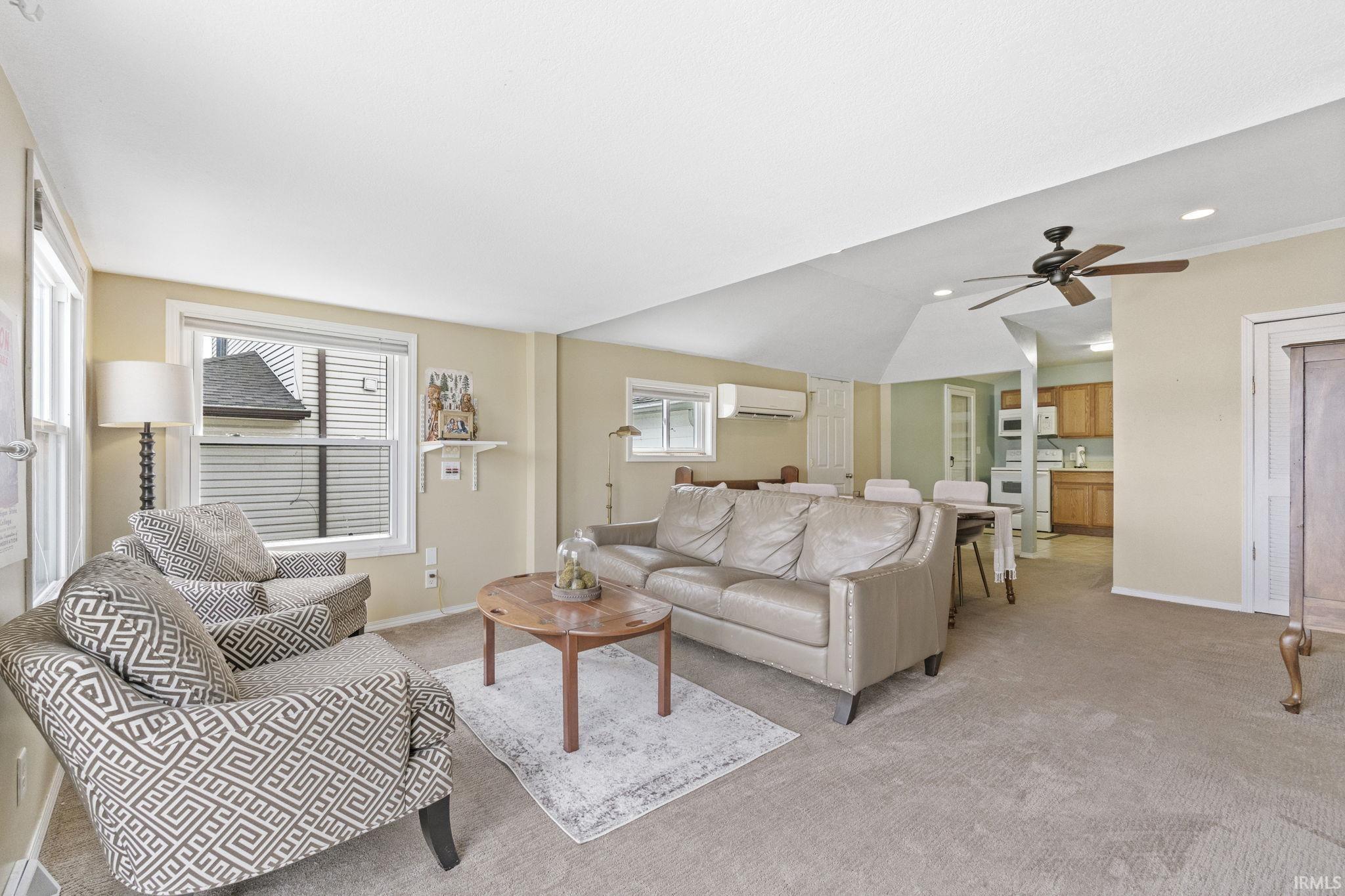 3370 Skinner Lake W