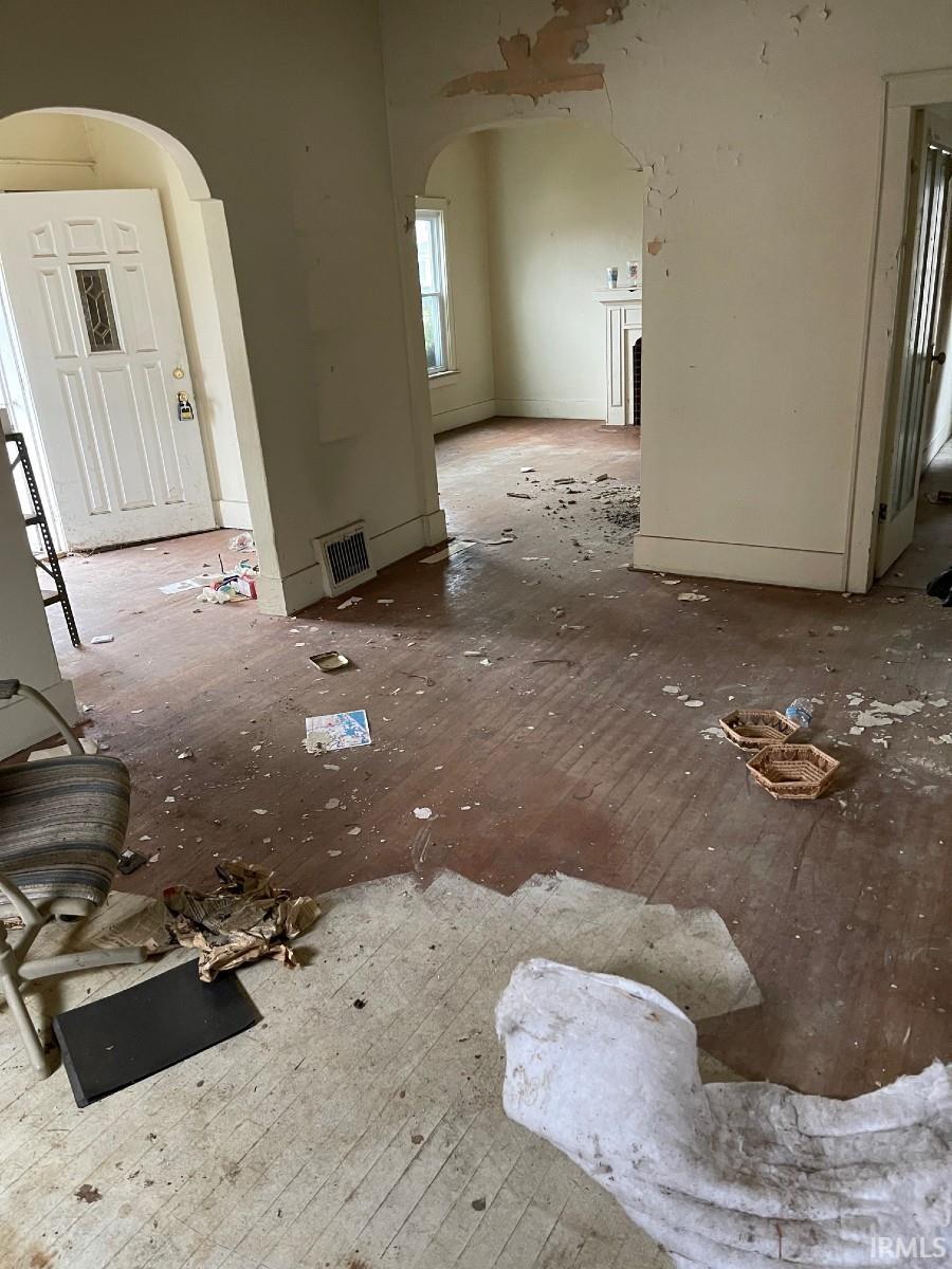 611 Spring