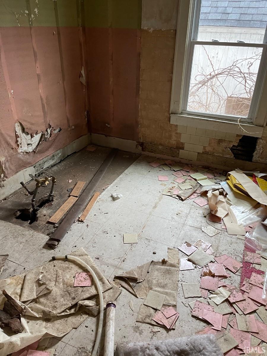 611 Spring