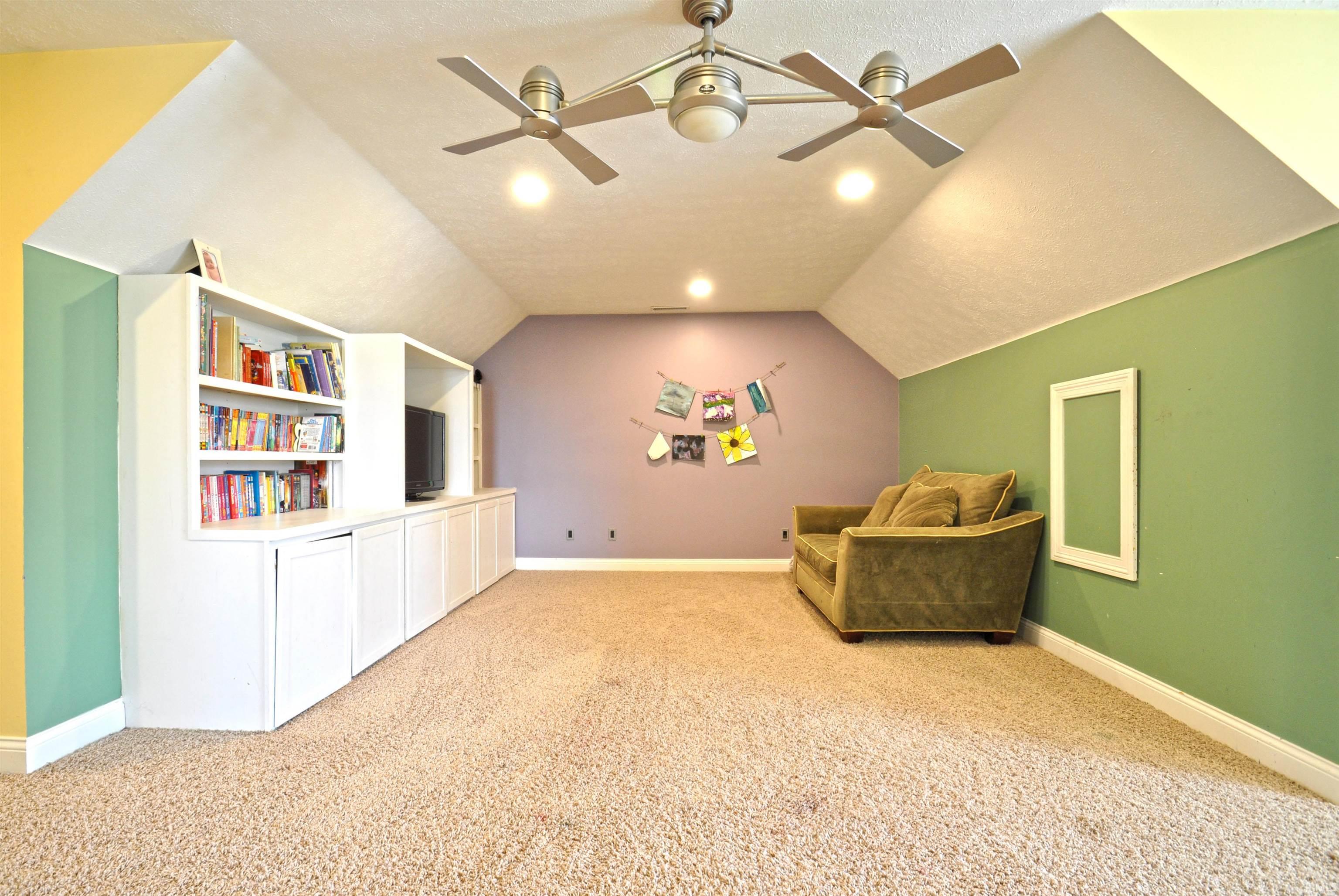 22470 Walnut