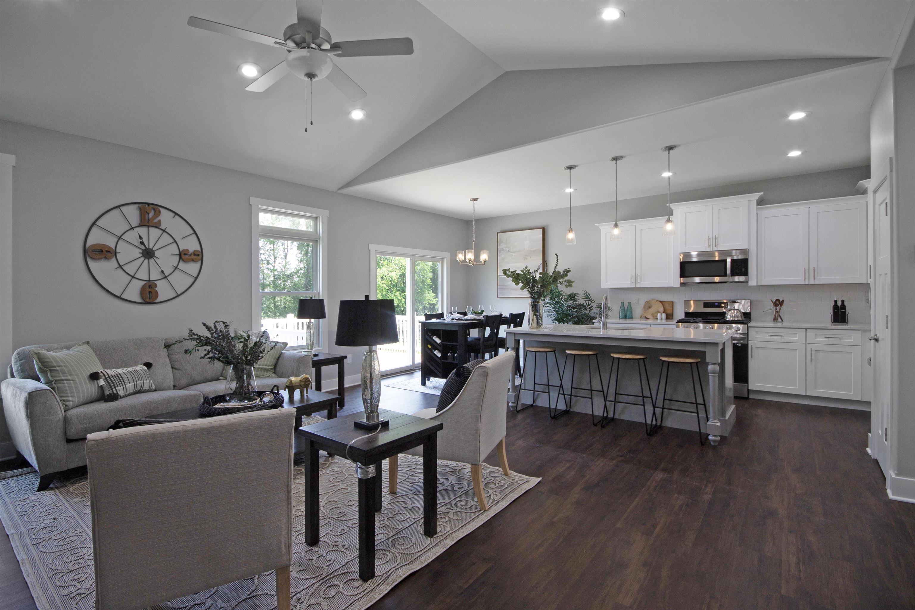 1618 Stoneham