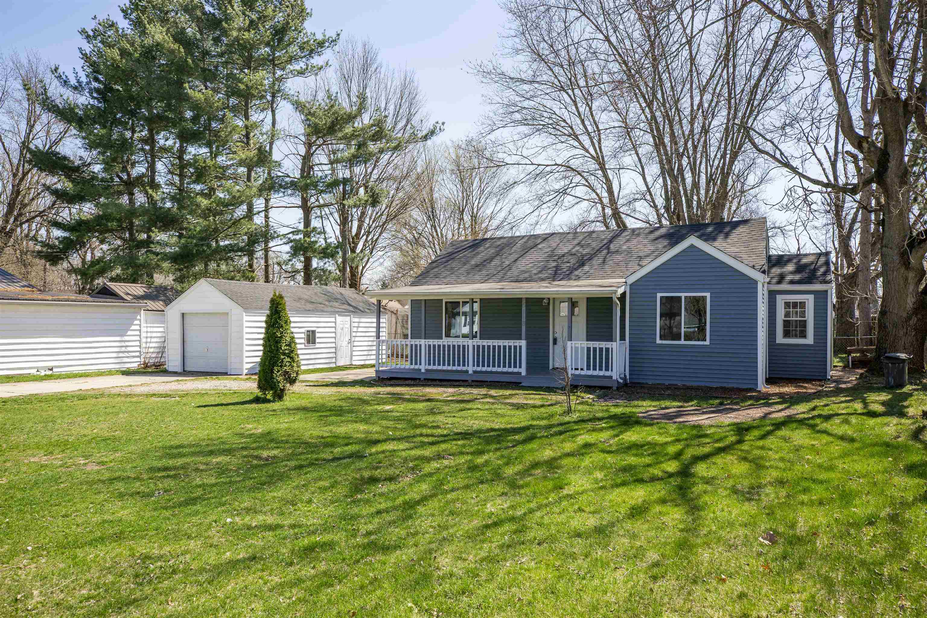 5118 Colfax