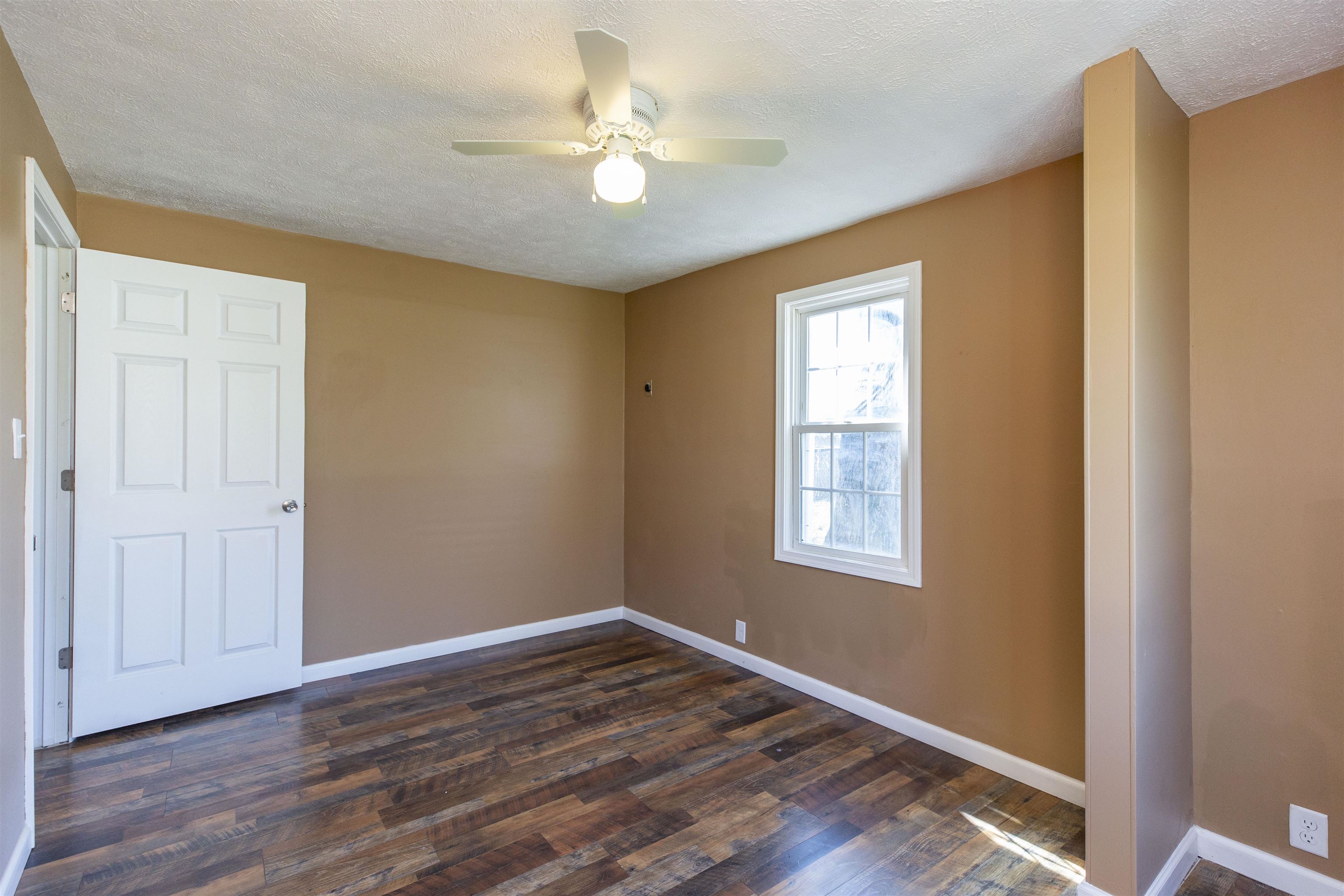 5118 Colfax