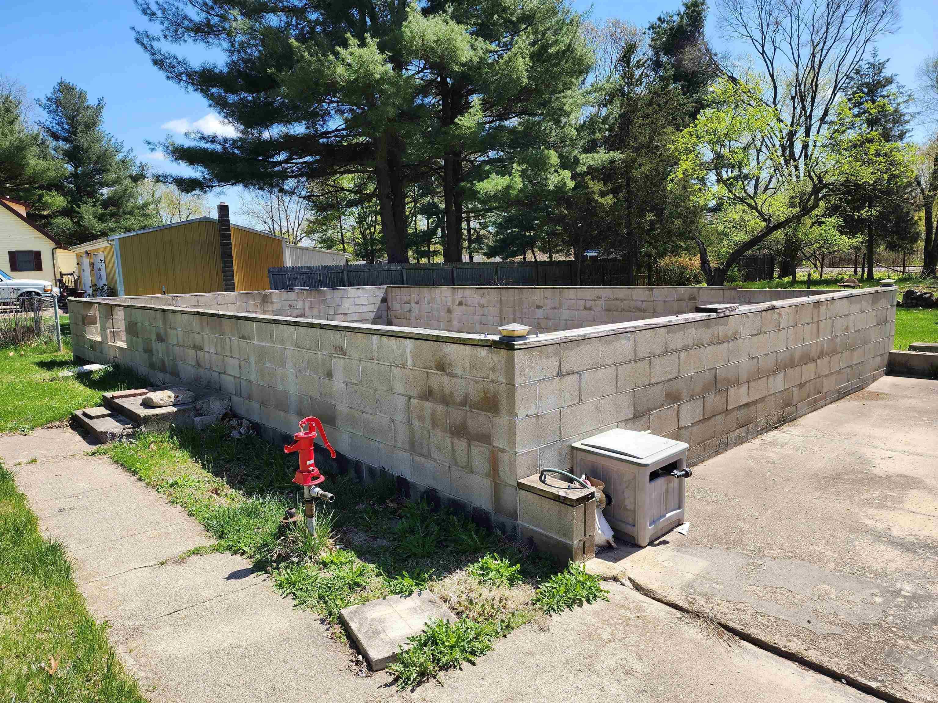 10710 Fairview