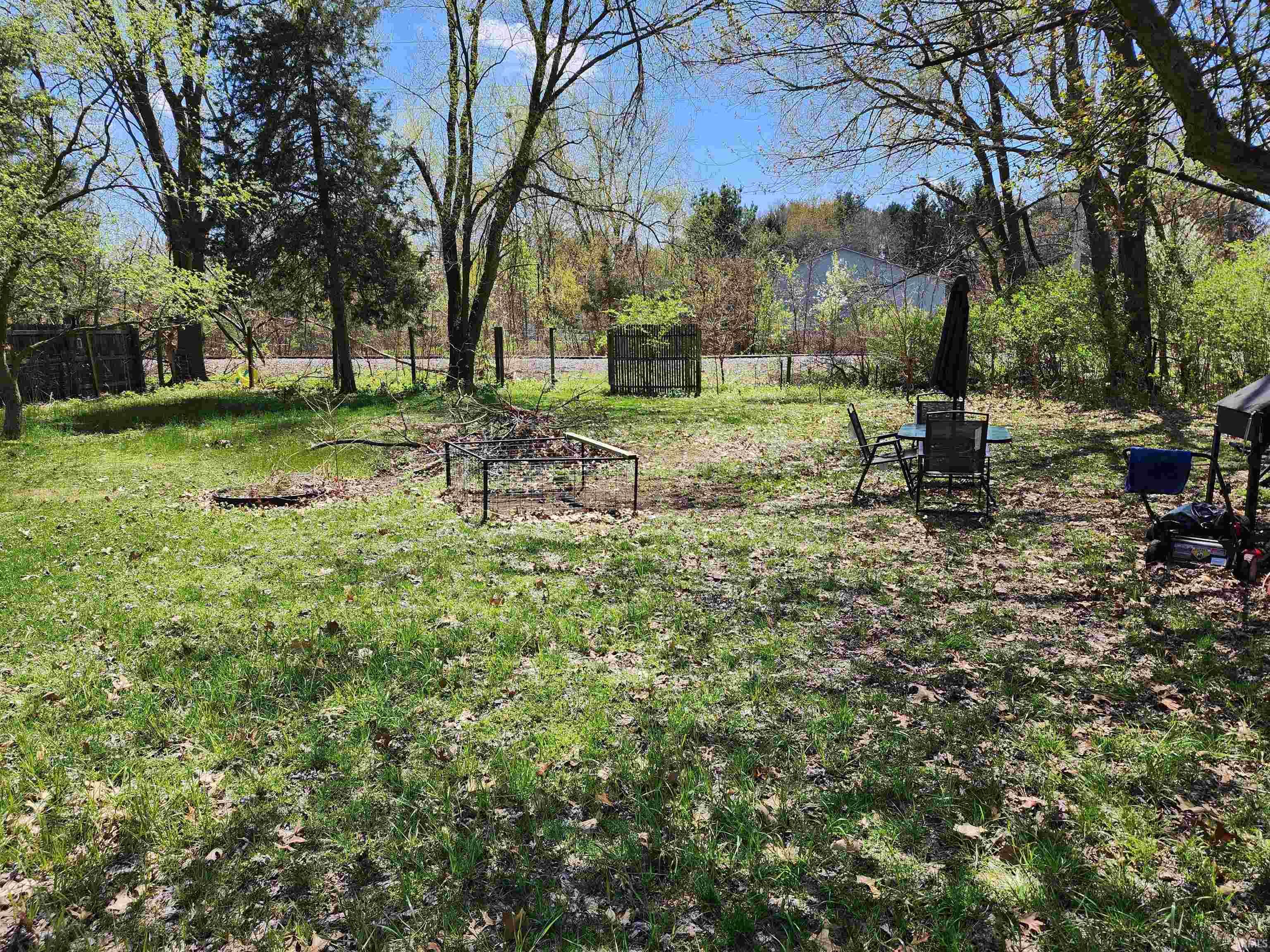 10710 Fairview