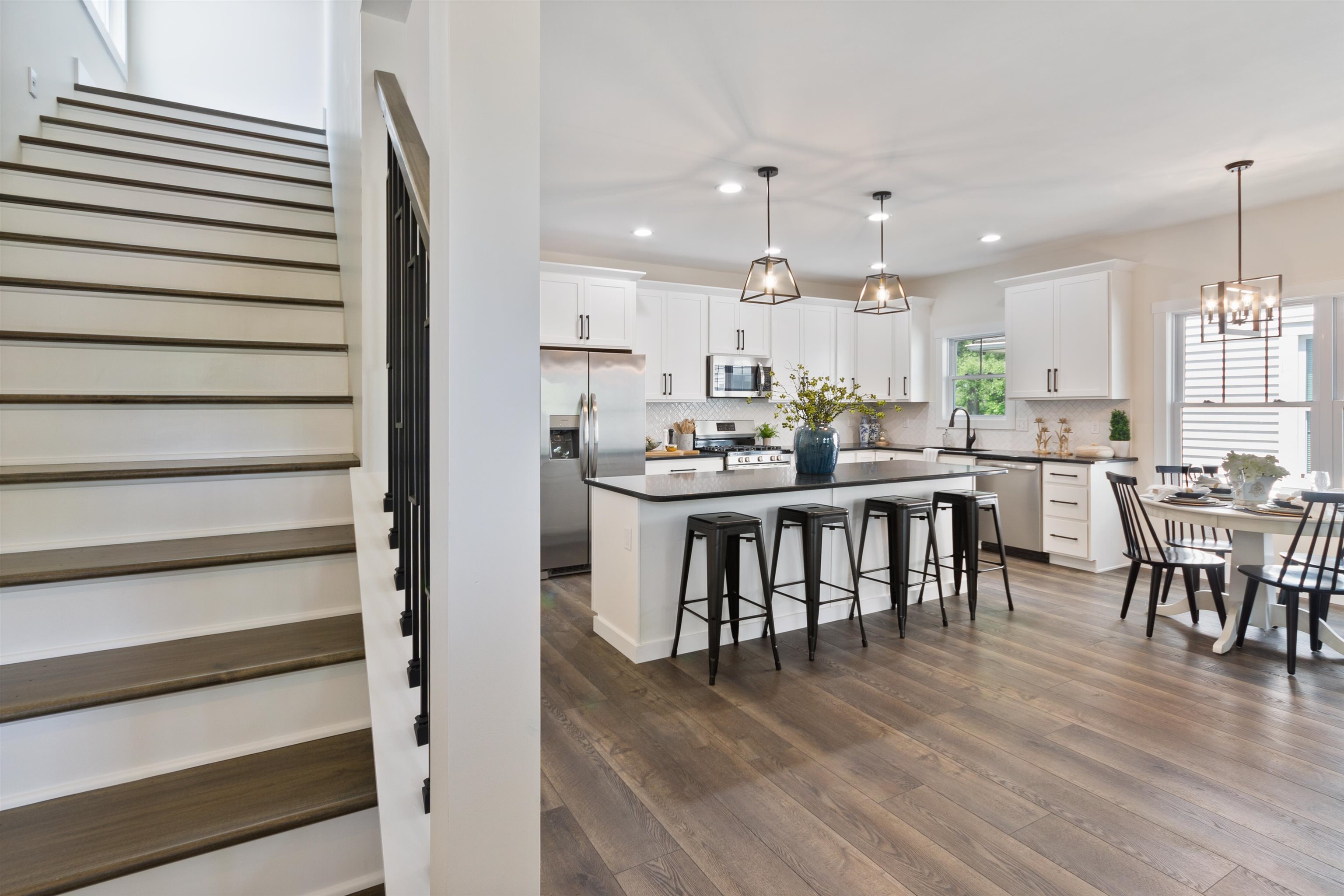 709 Saint Louis