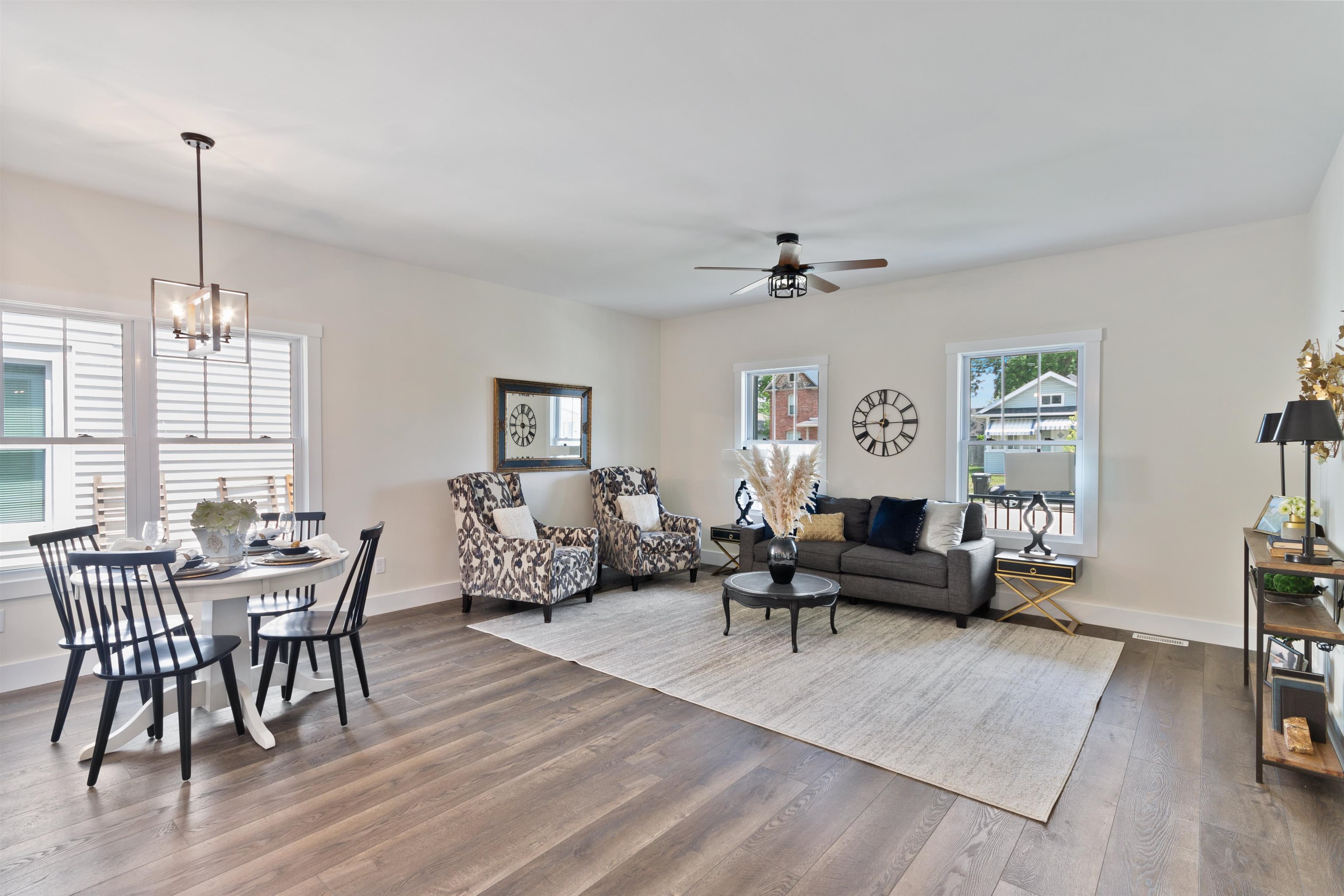 709 Saint Louis