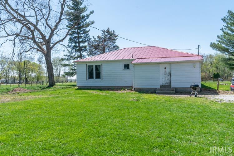 3961 State Road 104
