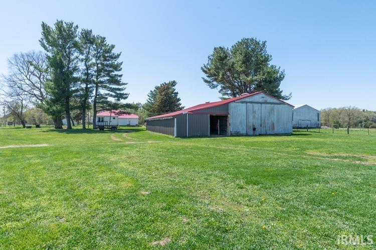 3961 State Road 104