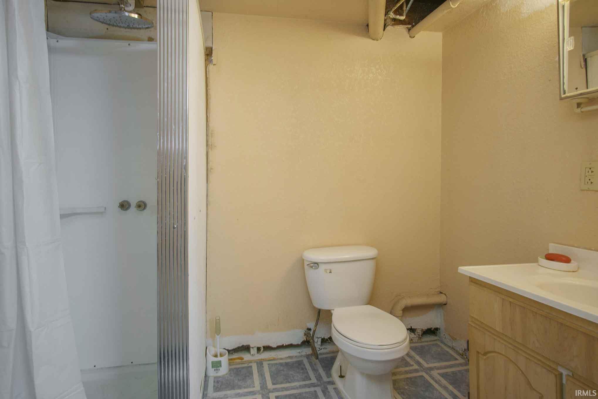2245 Johnson