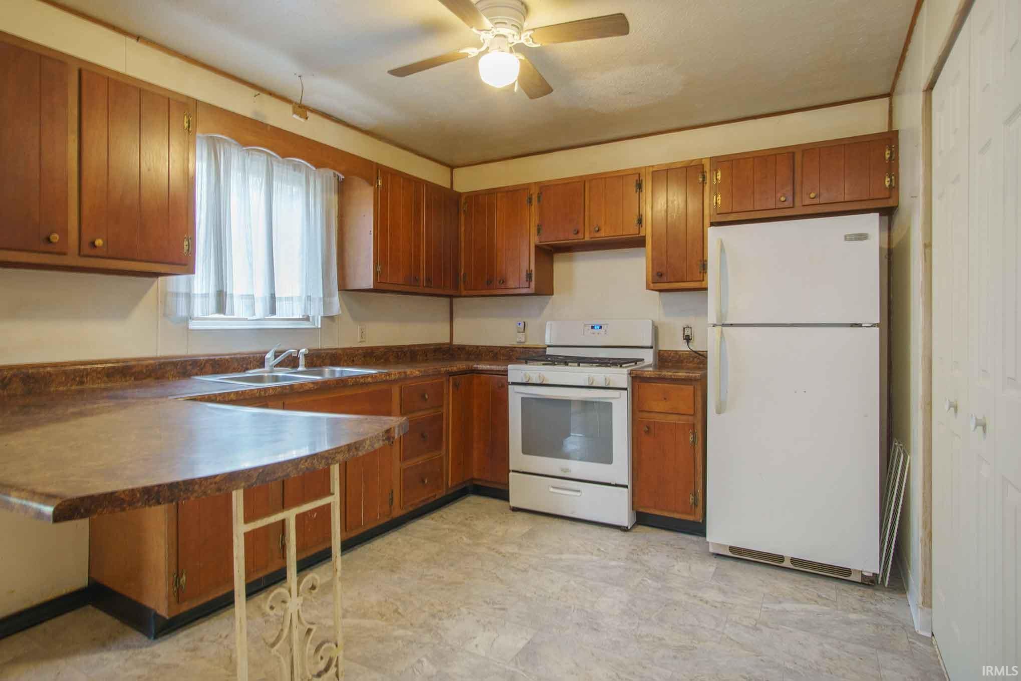 2245 Johnson