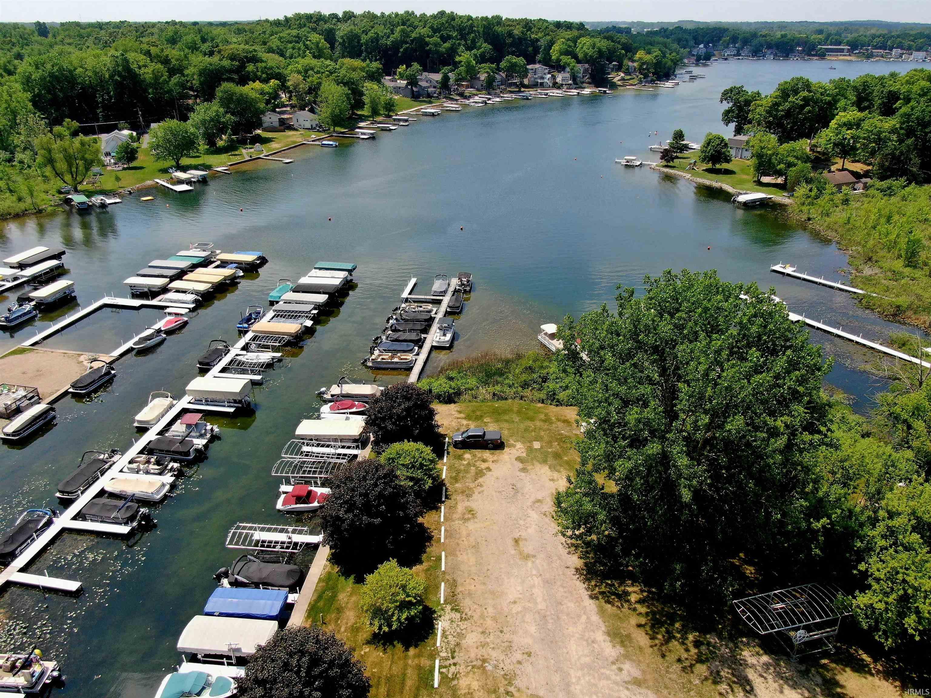 915 Lane 200 Lake James
