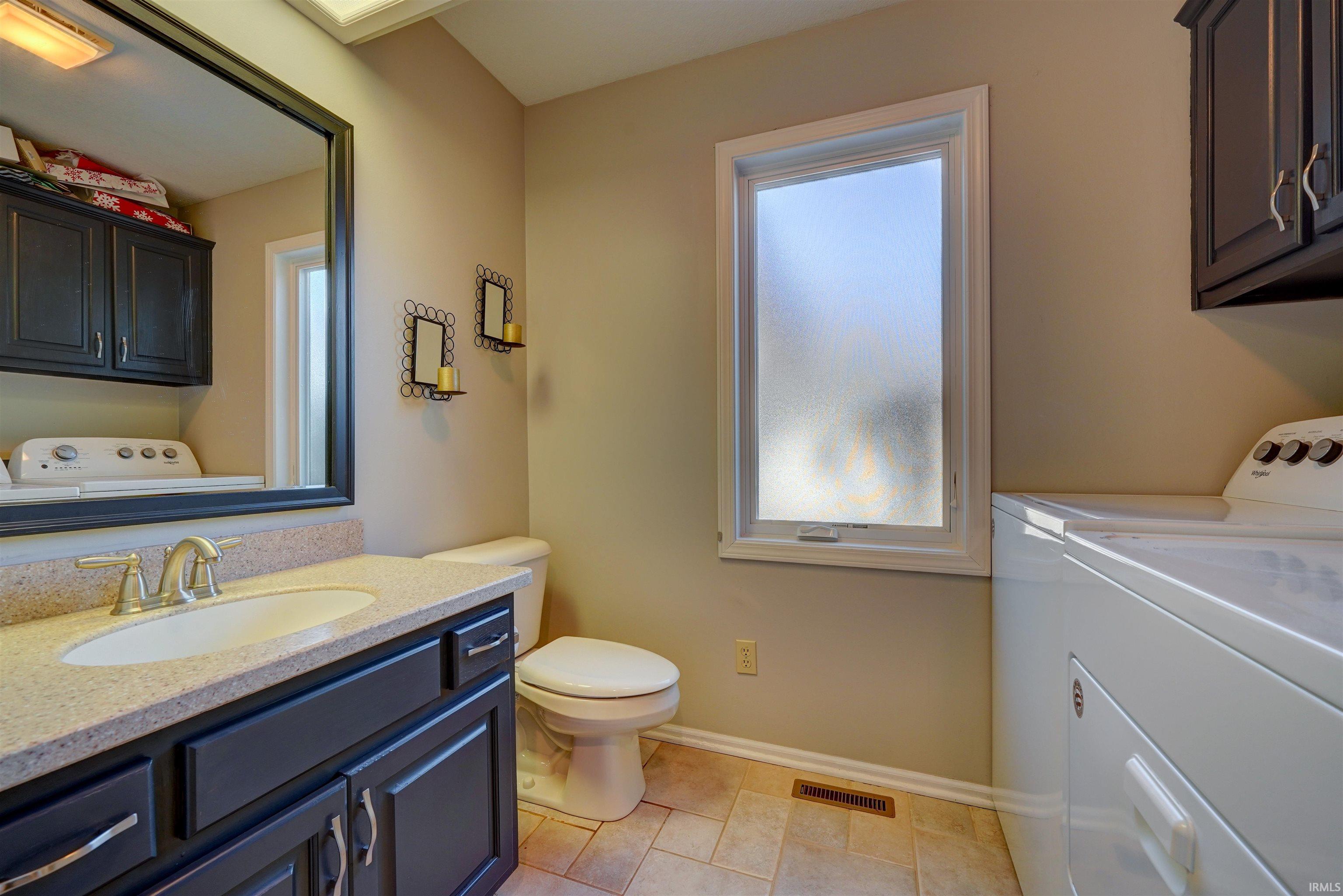 2713 Windridge