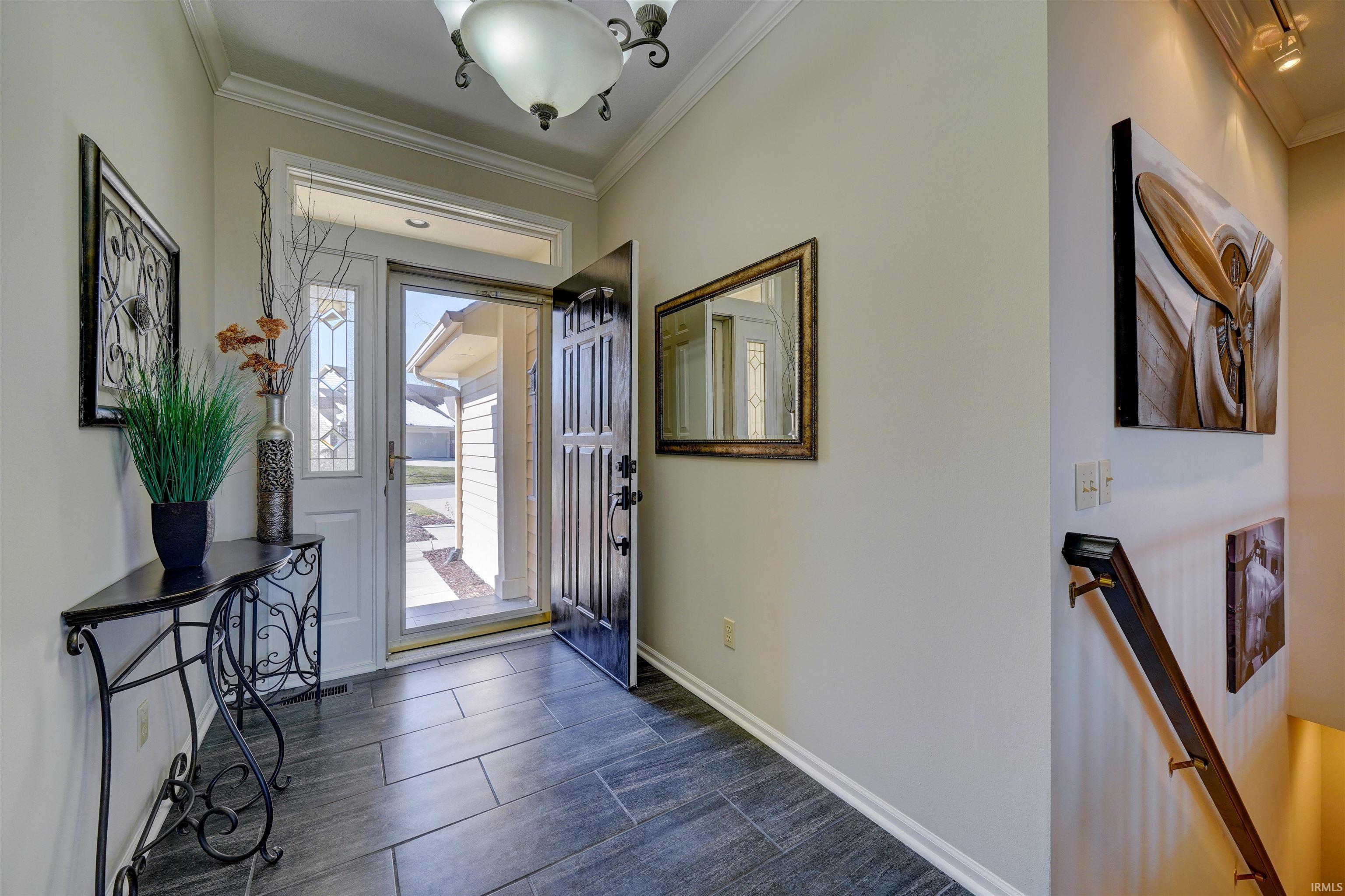 2713 Windridge