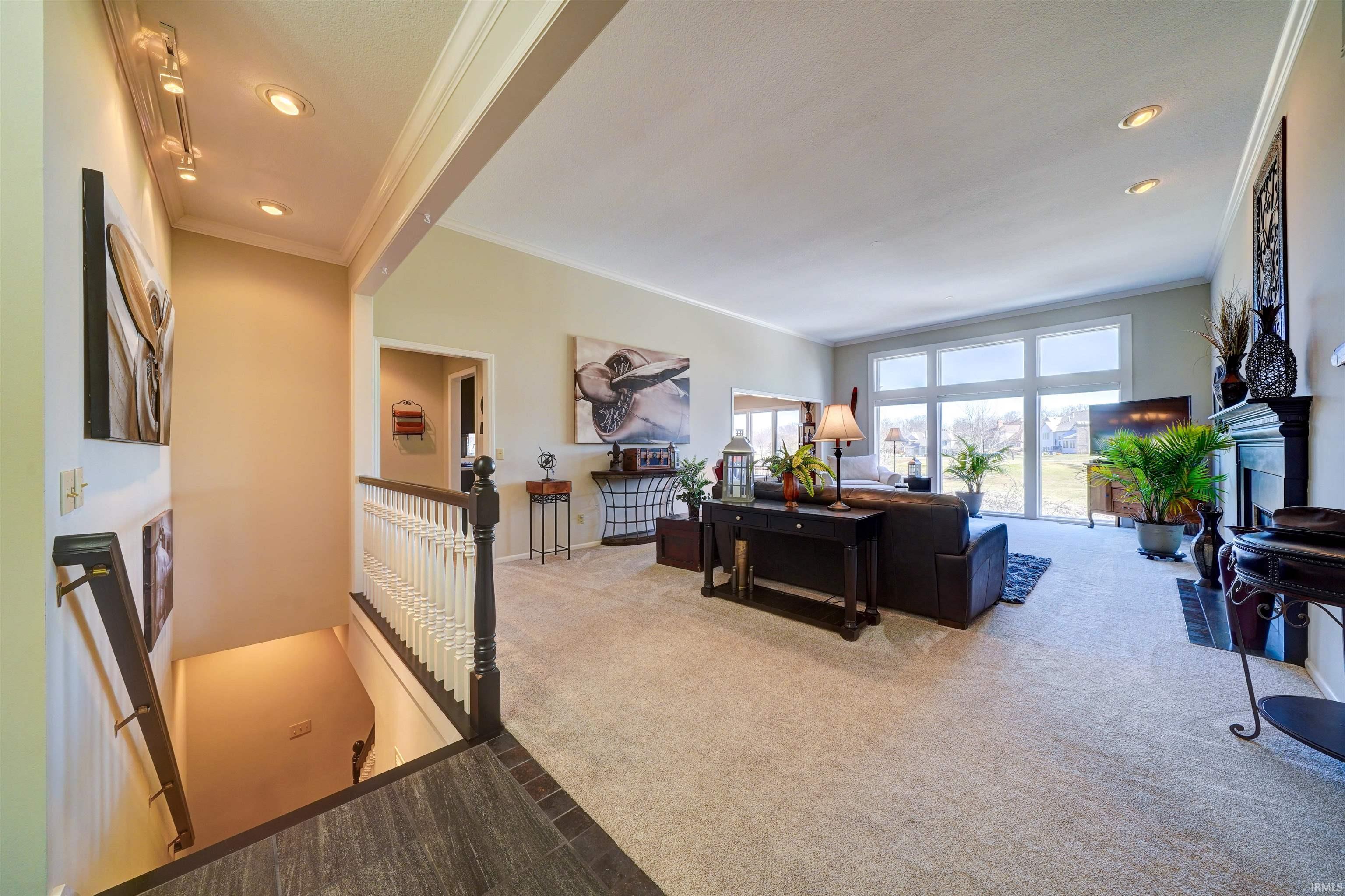 2713 Windridge