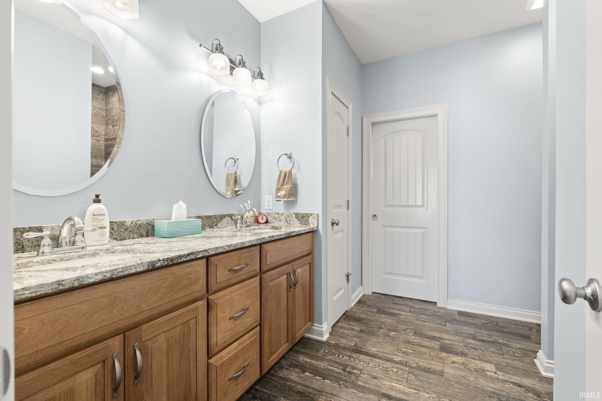 215 Lane 282b Hamilton