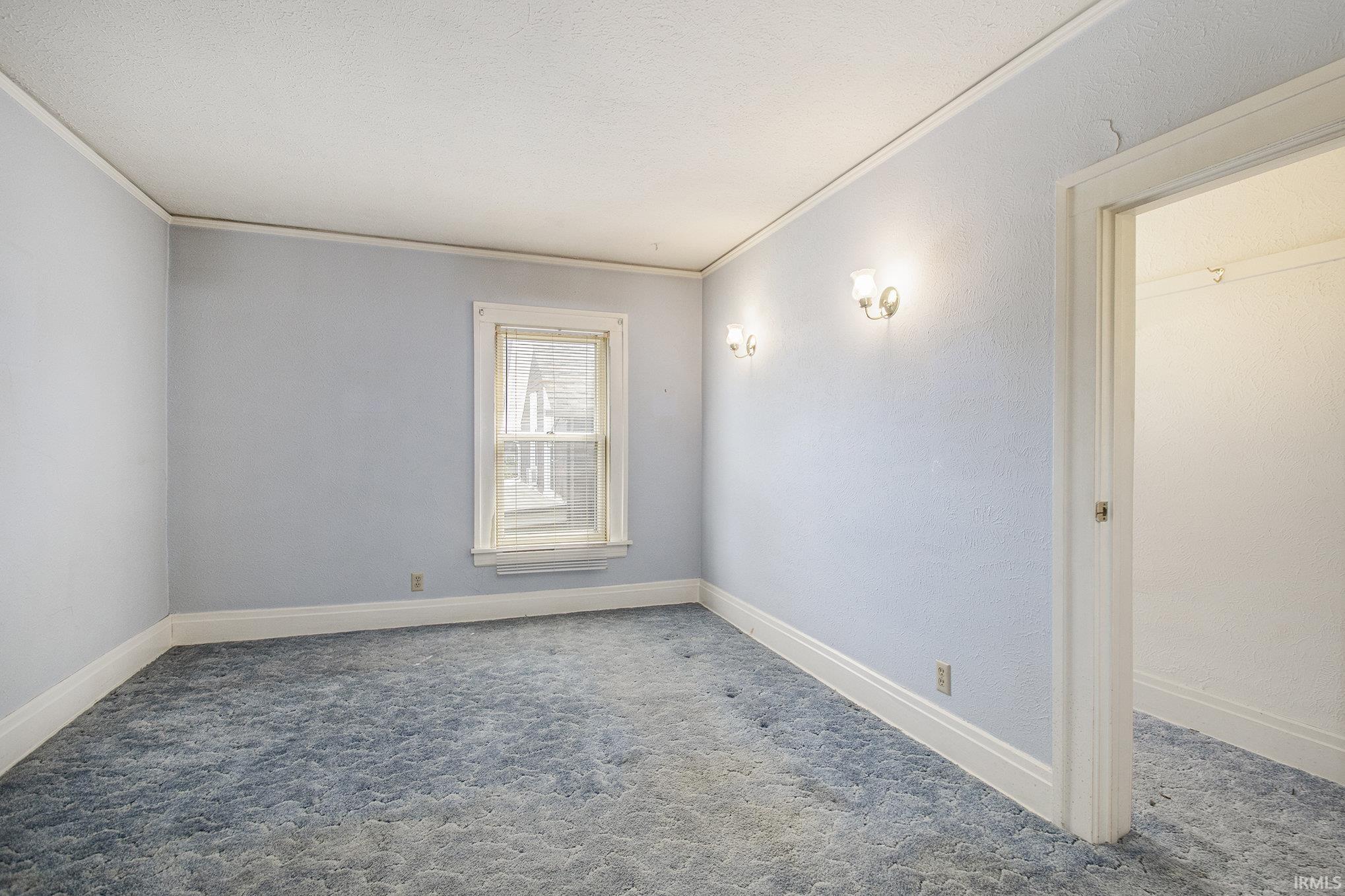 1023 Colfax