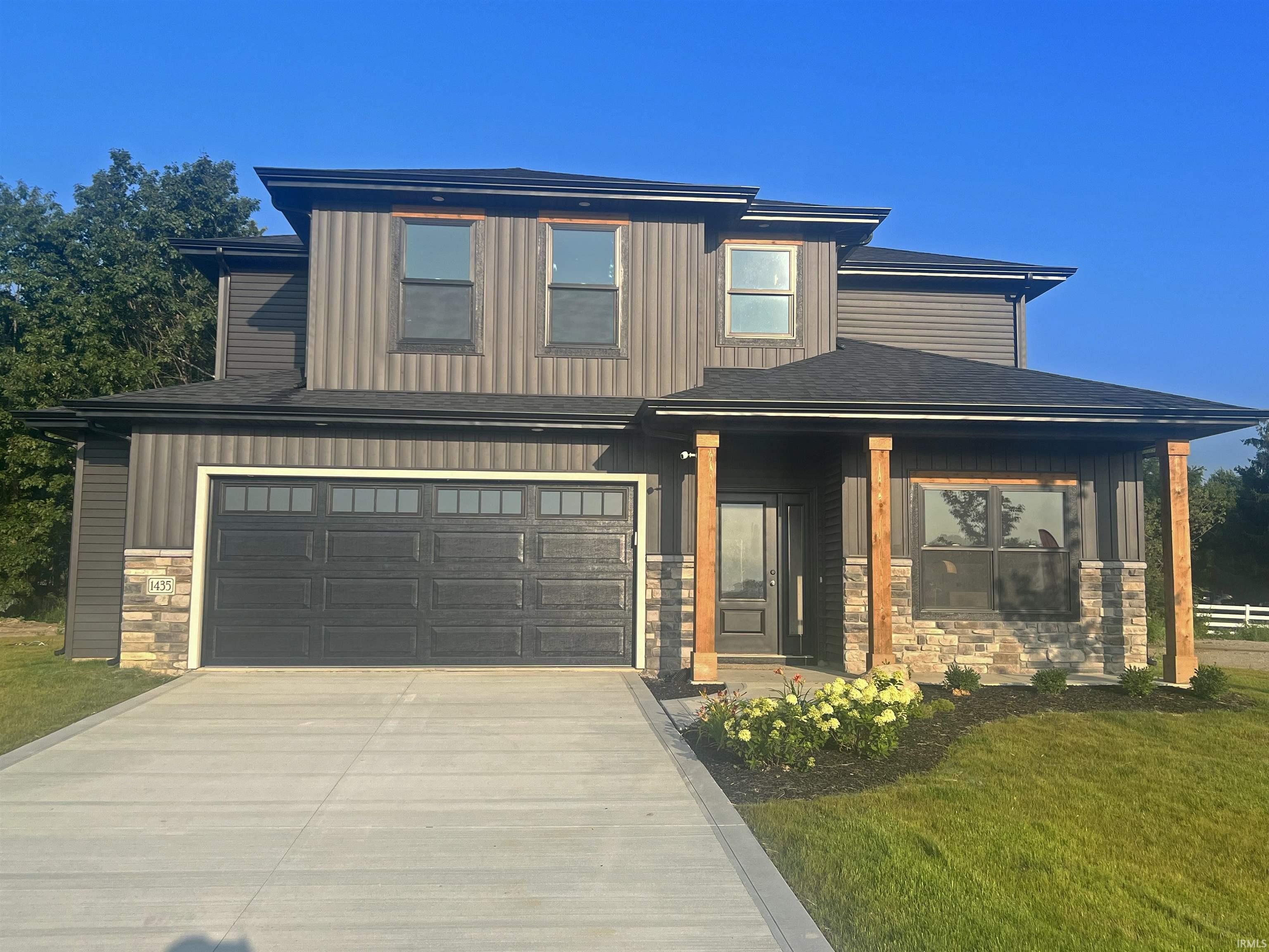 1435 Arthur Heights