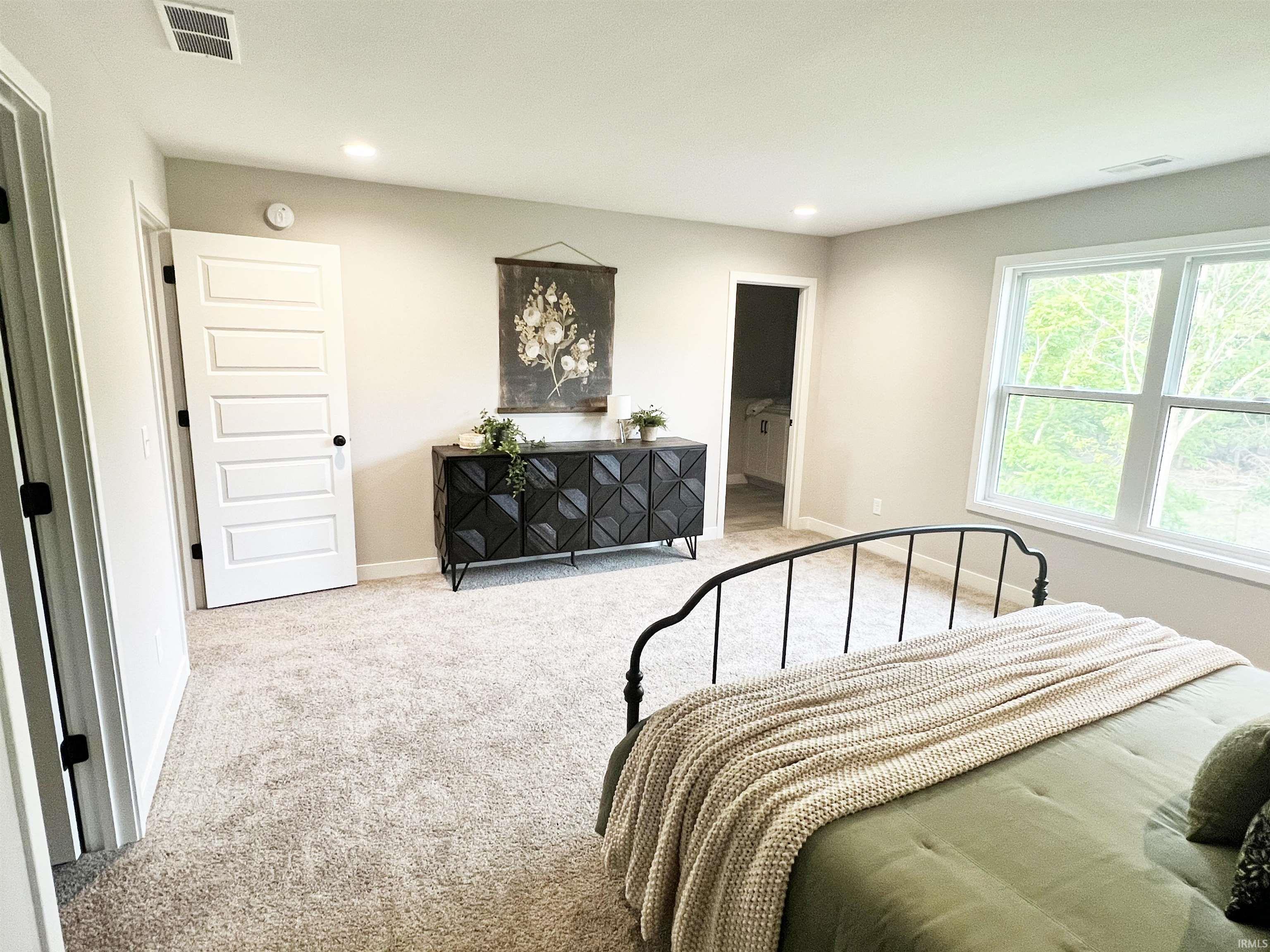 1435 Arthur Heights