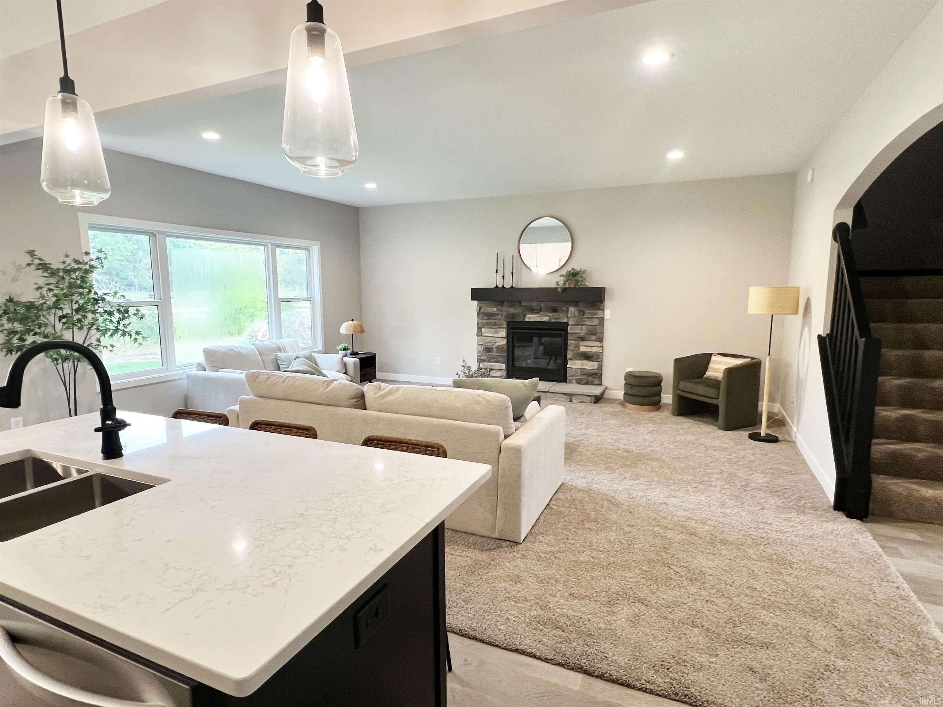 1435 Arthur Heights