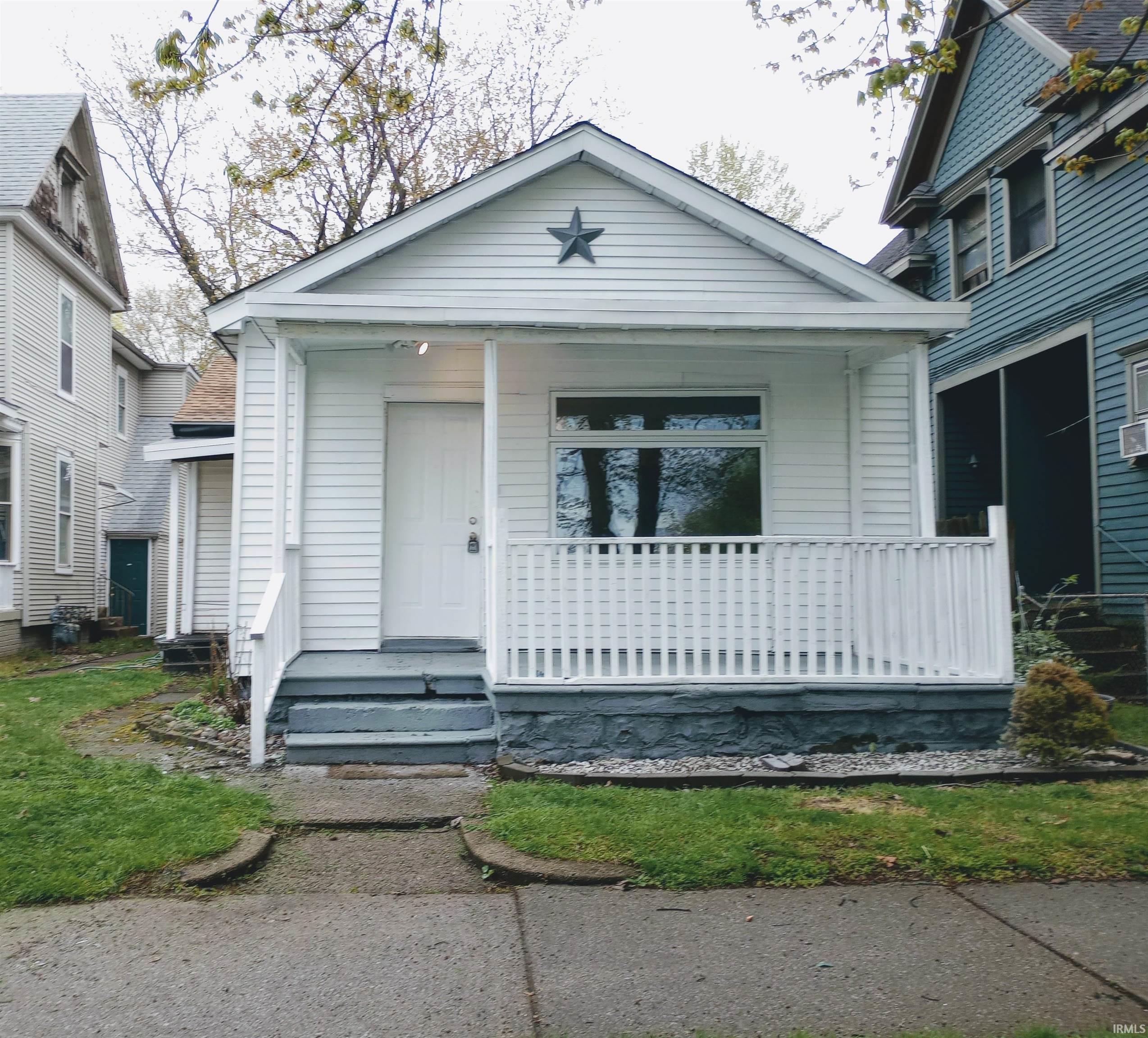228 Taylor