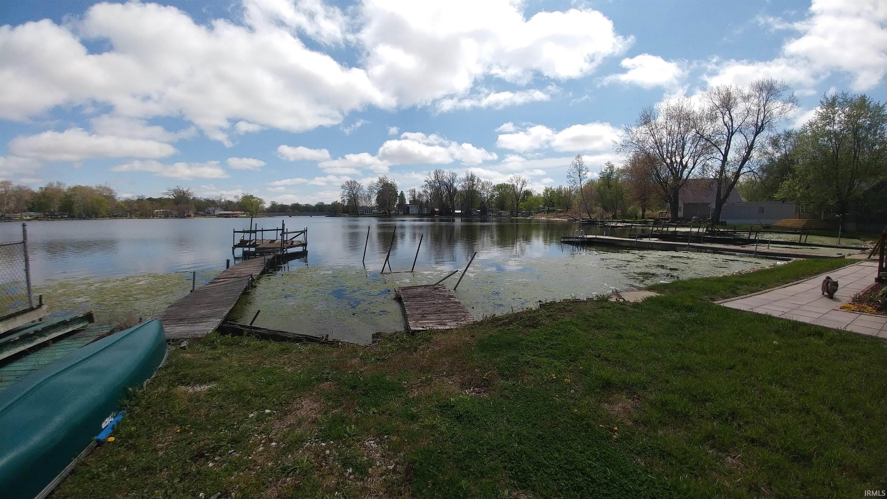 6140 Lakeshore