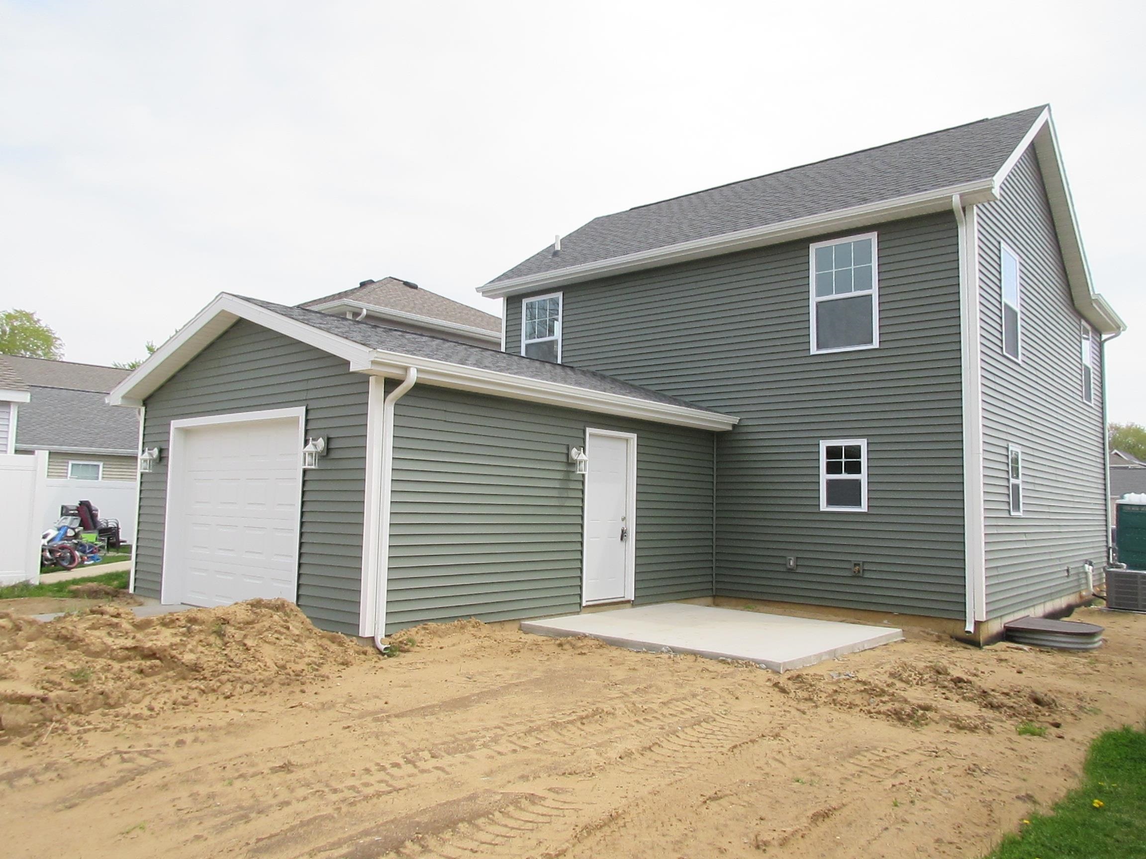 1705 Carter