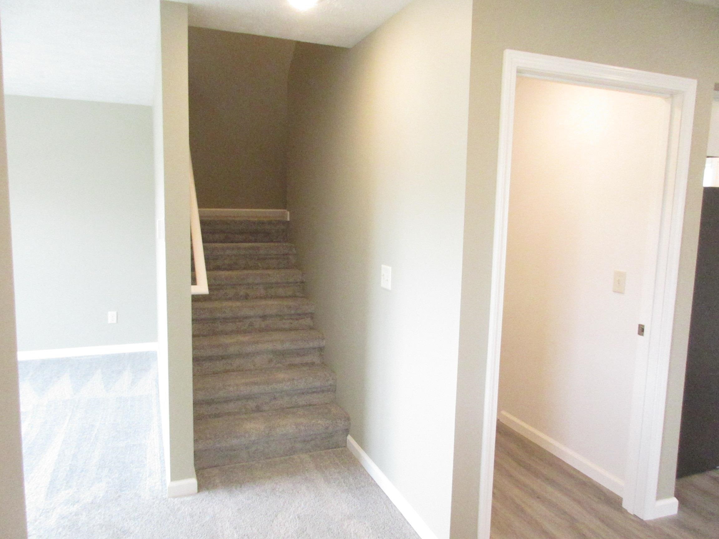 1717 Carter