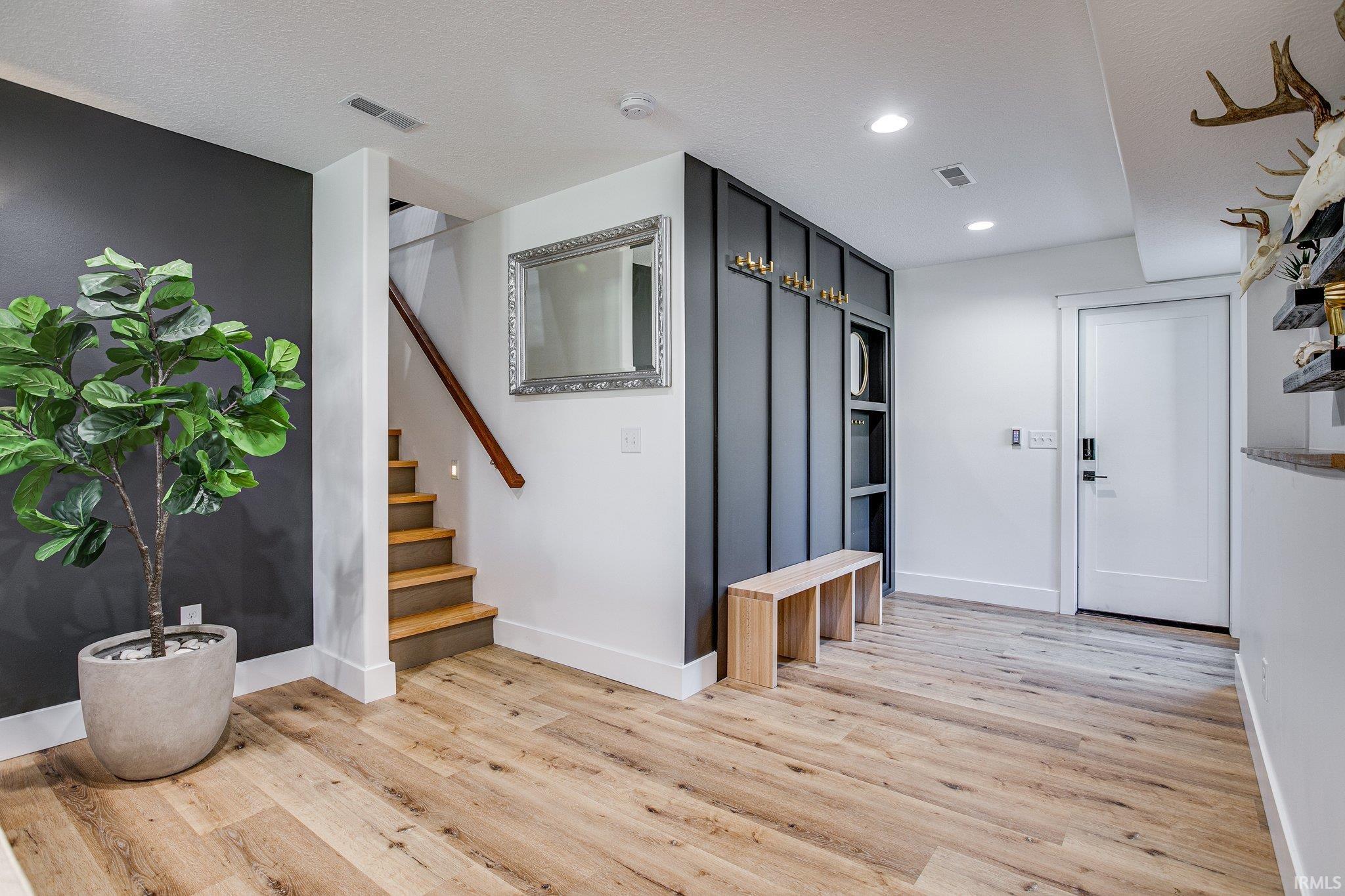 20907 River Brook